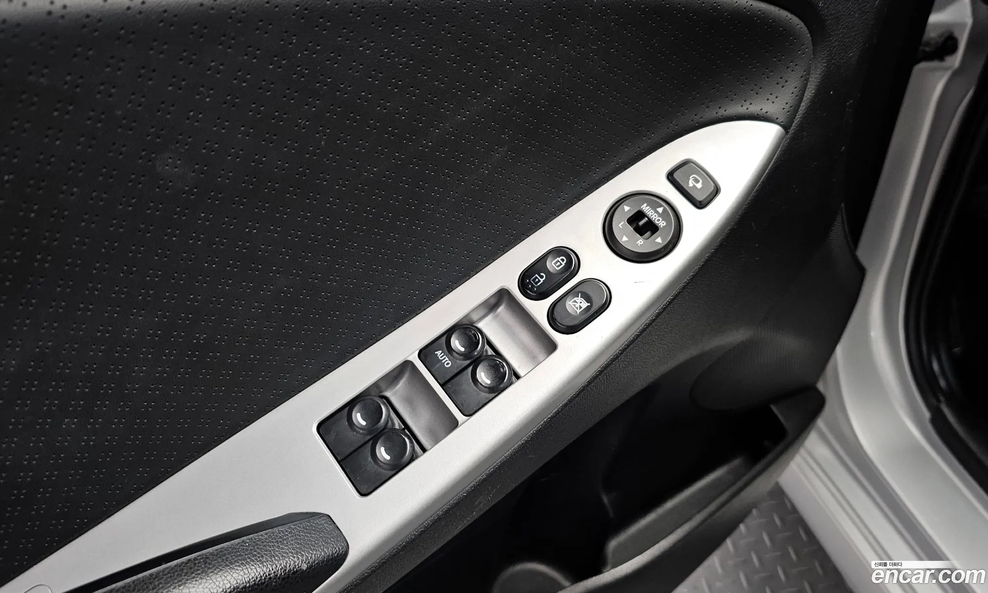 Hyundai Accent 2014 — 17