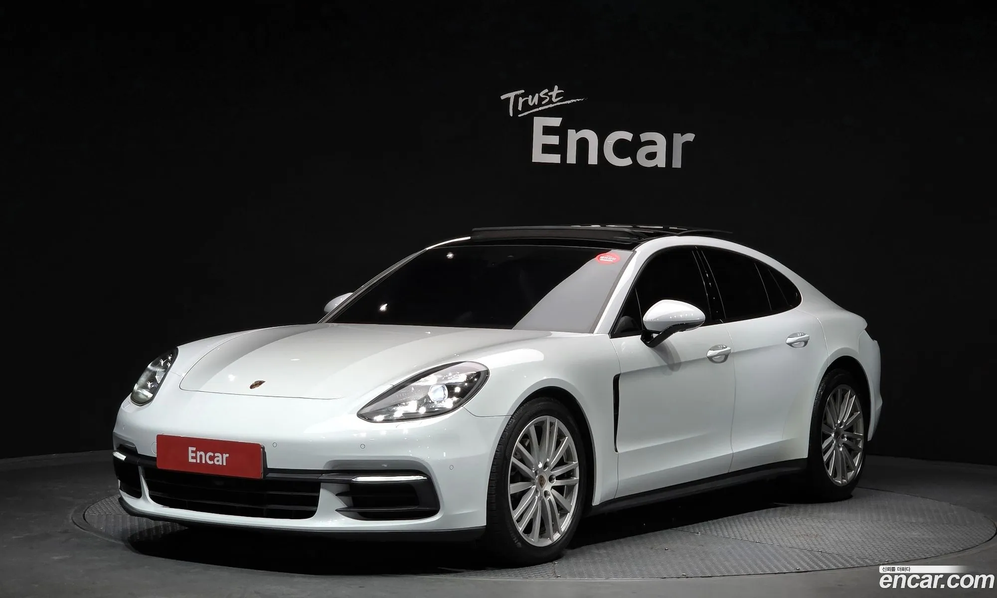 Porsche Panamera 2018 — 9