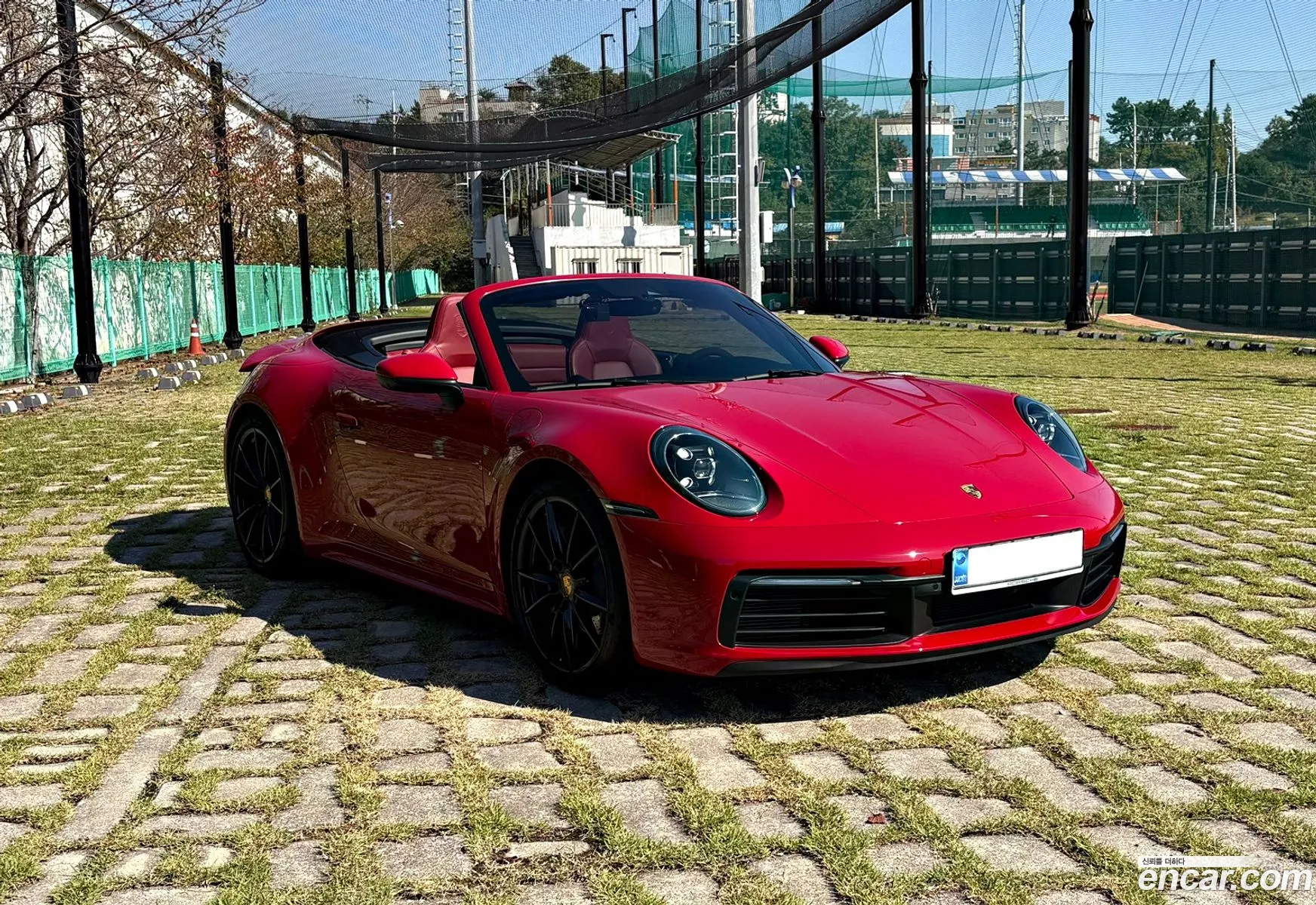 Porsche 911 2020 — 17