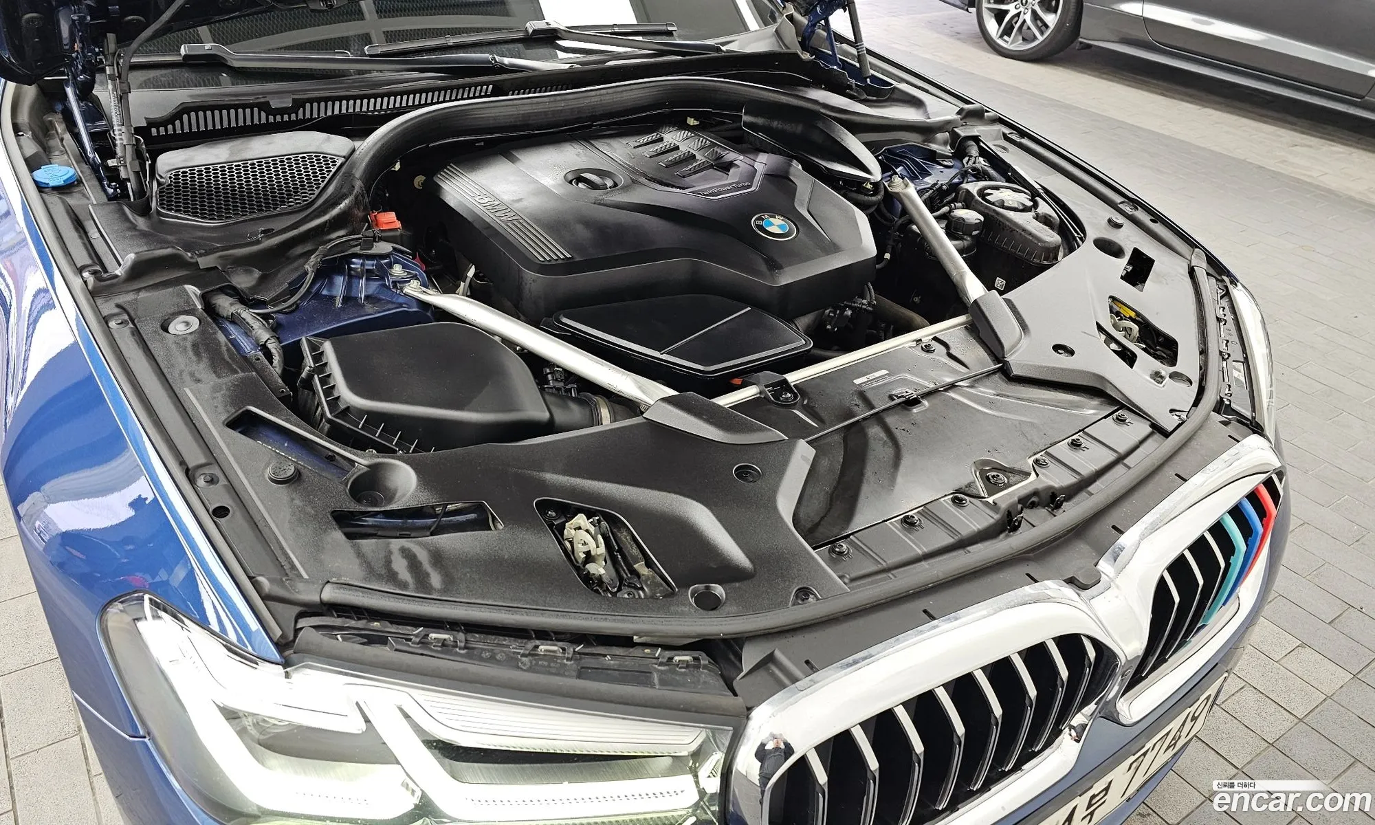 BMW 5 Series 2021 — 11
