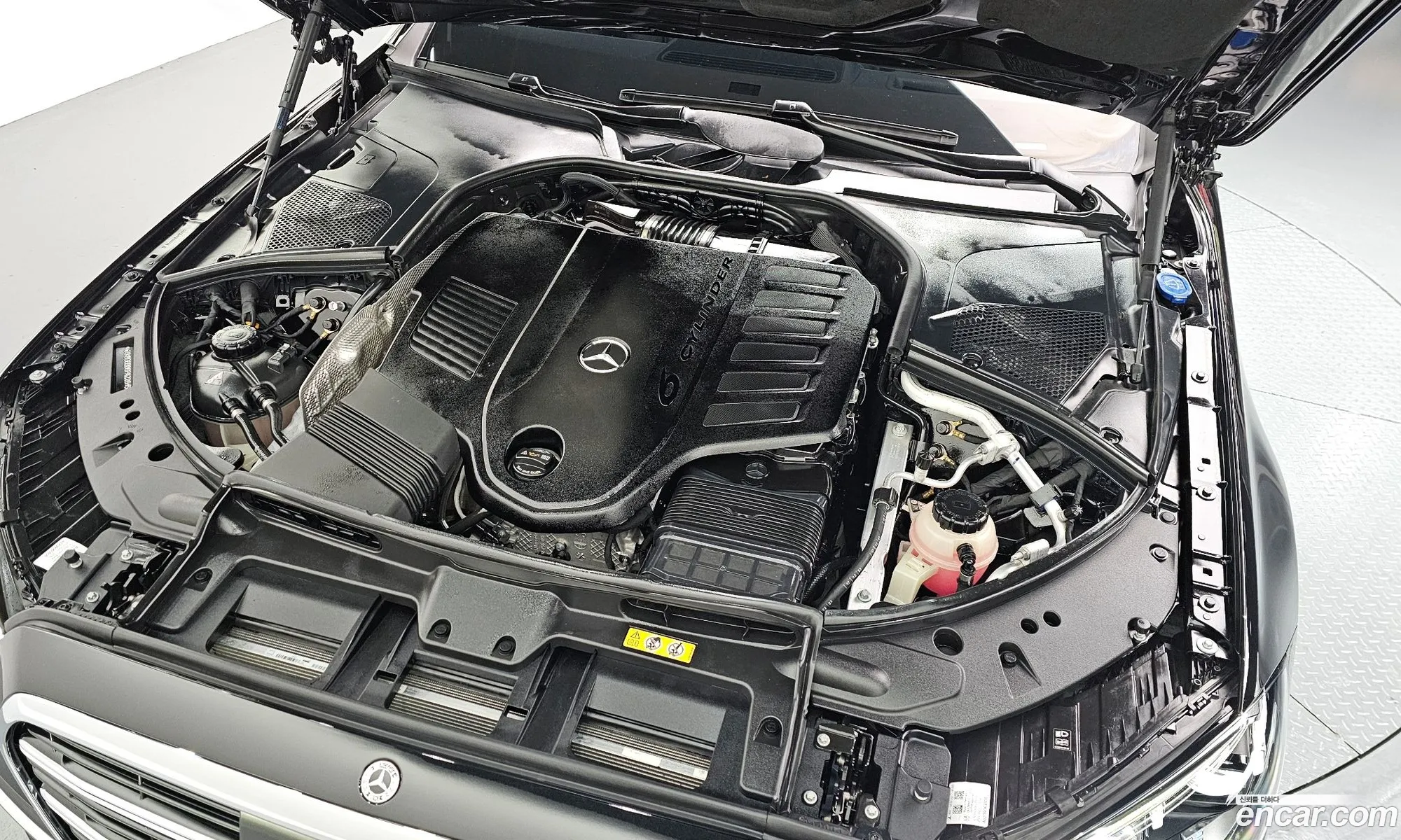 Mercedes-Benz S-Class W223 2023 — 17