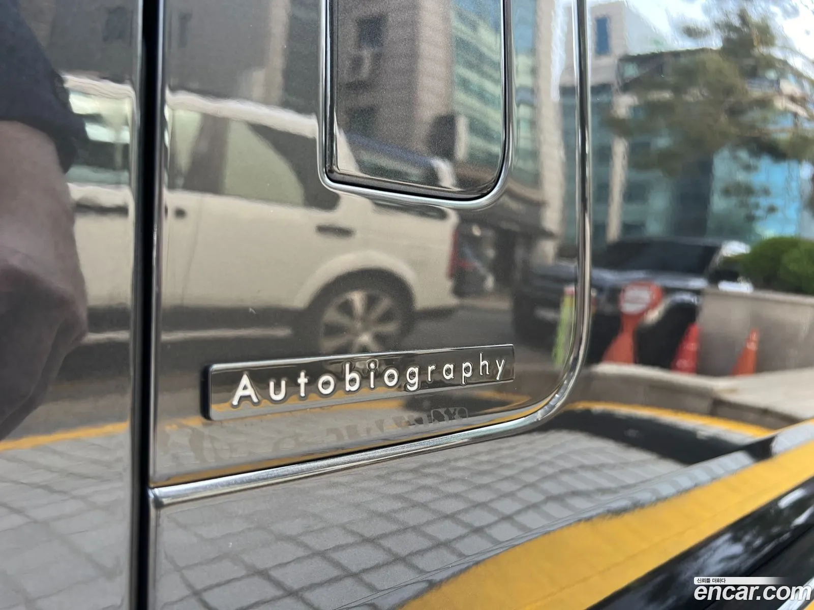 Land Rover Range Rover 2024 — 19