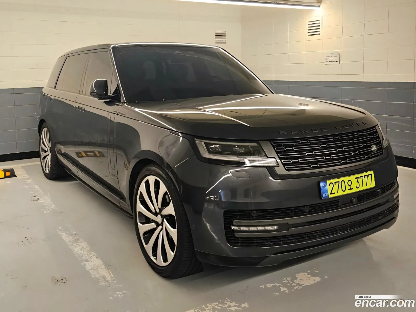 Land Rover Range Rover 2024 — 2
