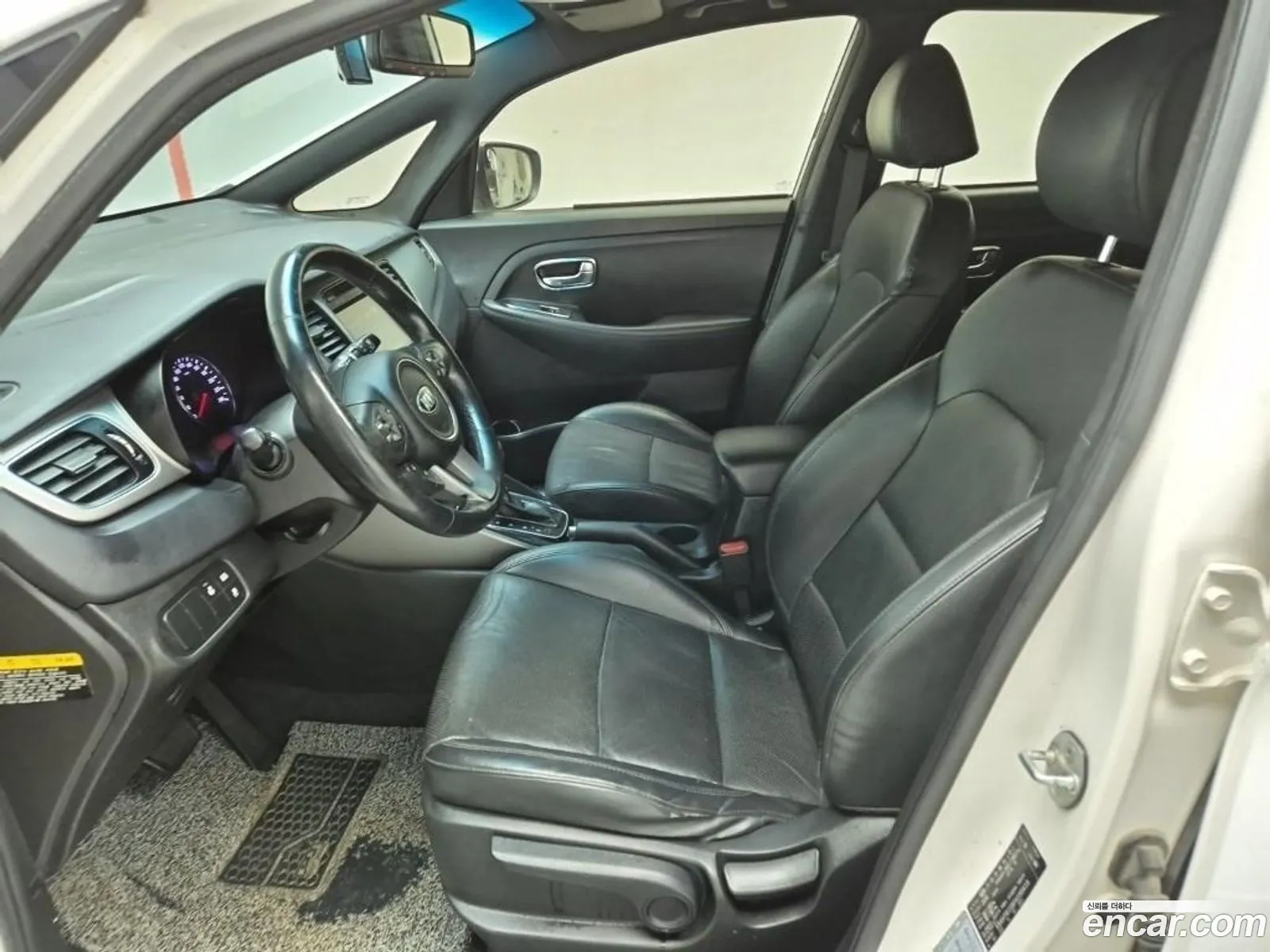 Kia Carens 2014 — 5