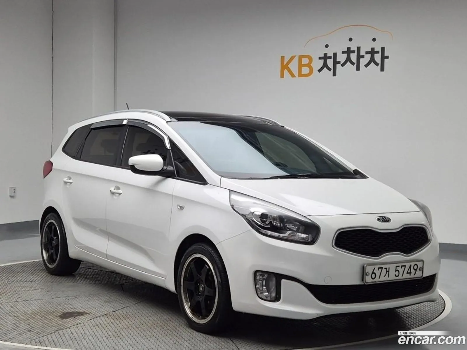 Kia Carens 2014 — 3
