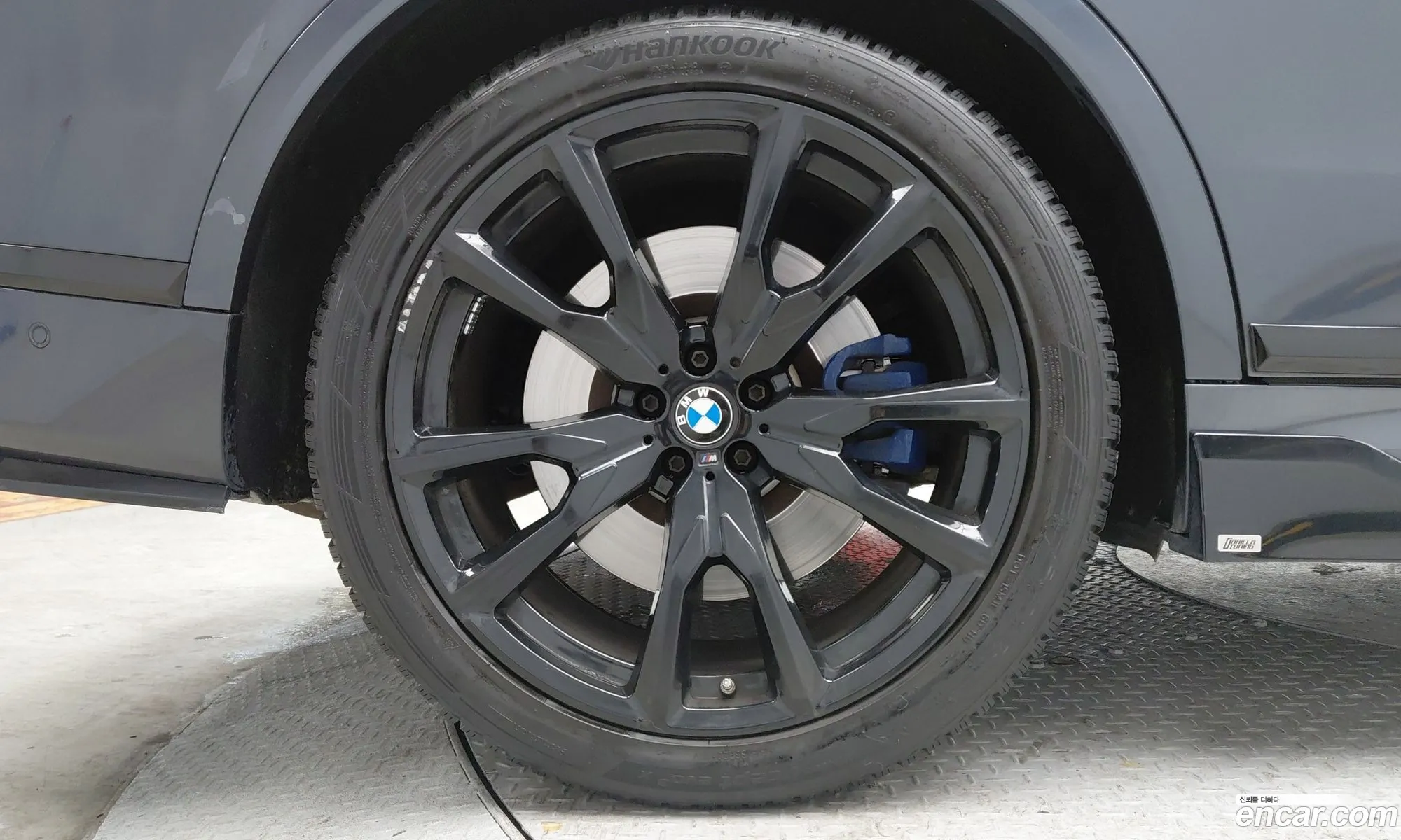 BMW X7 2021 — 11