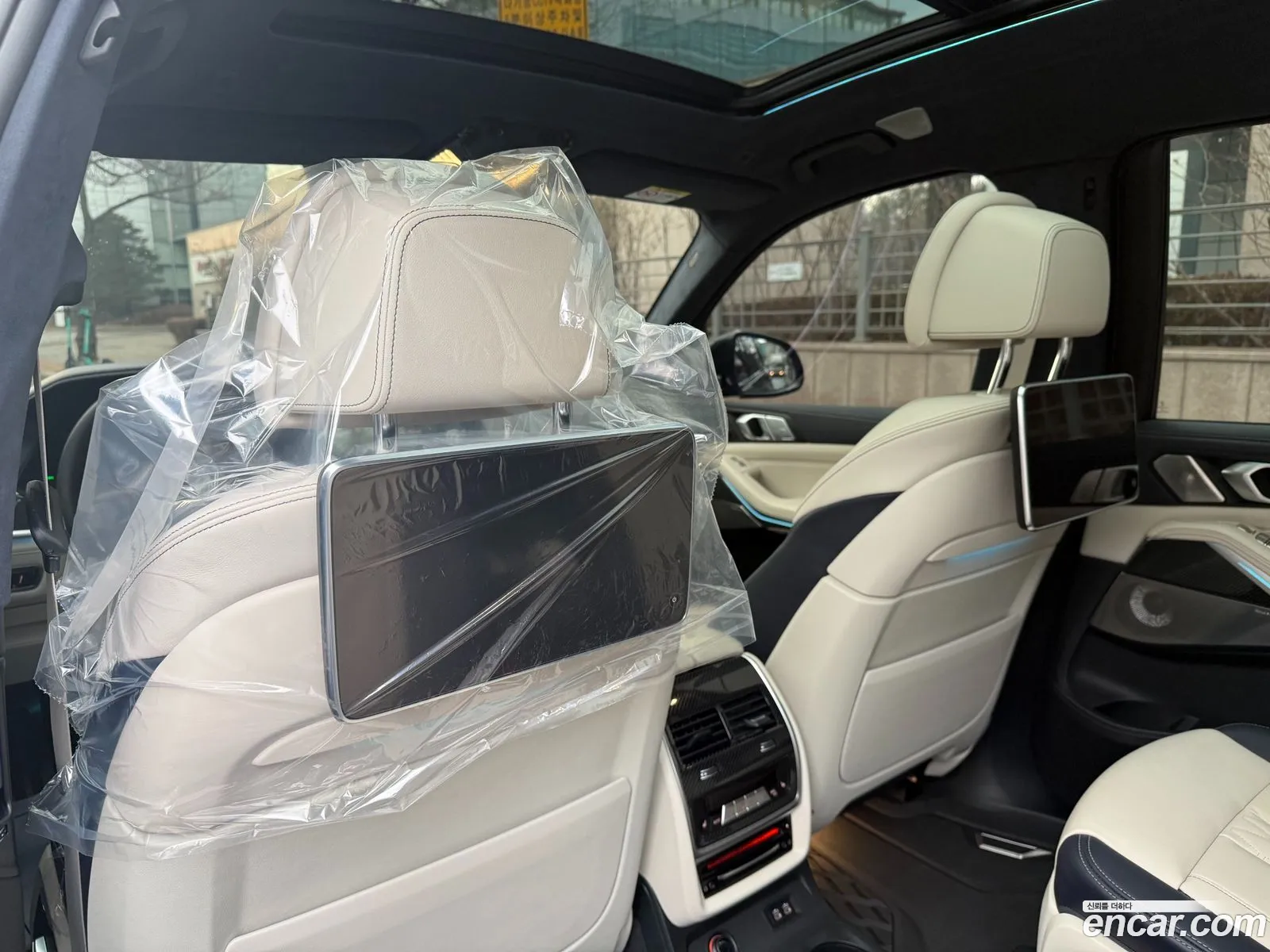 BMW X7 2022 — 16