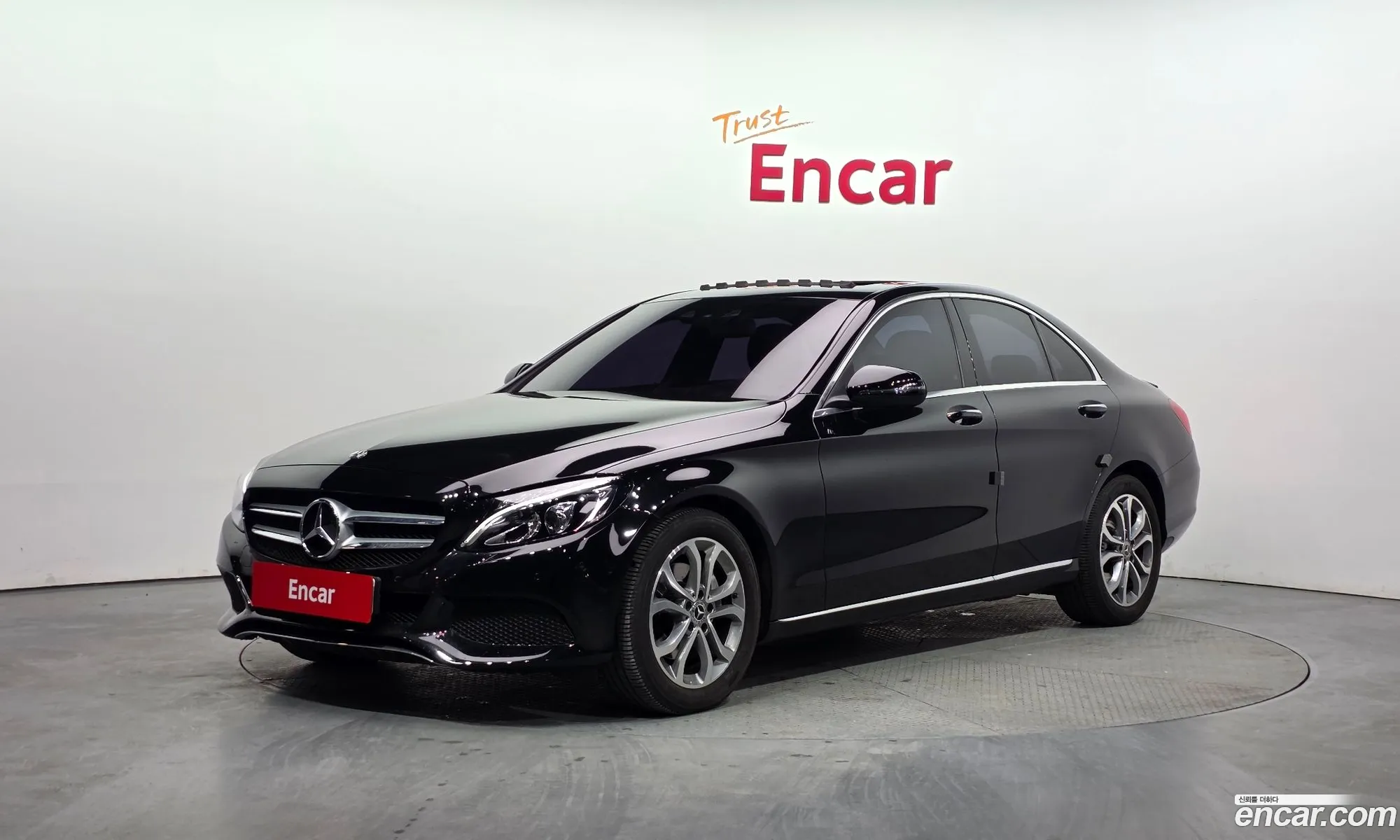 Mercedes-Benz C-Class W205 2017 — 12