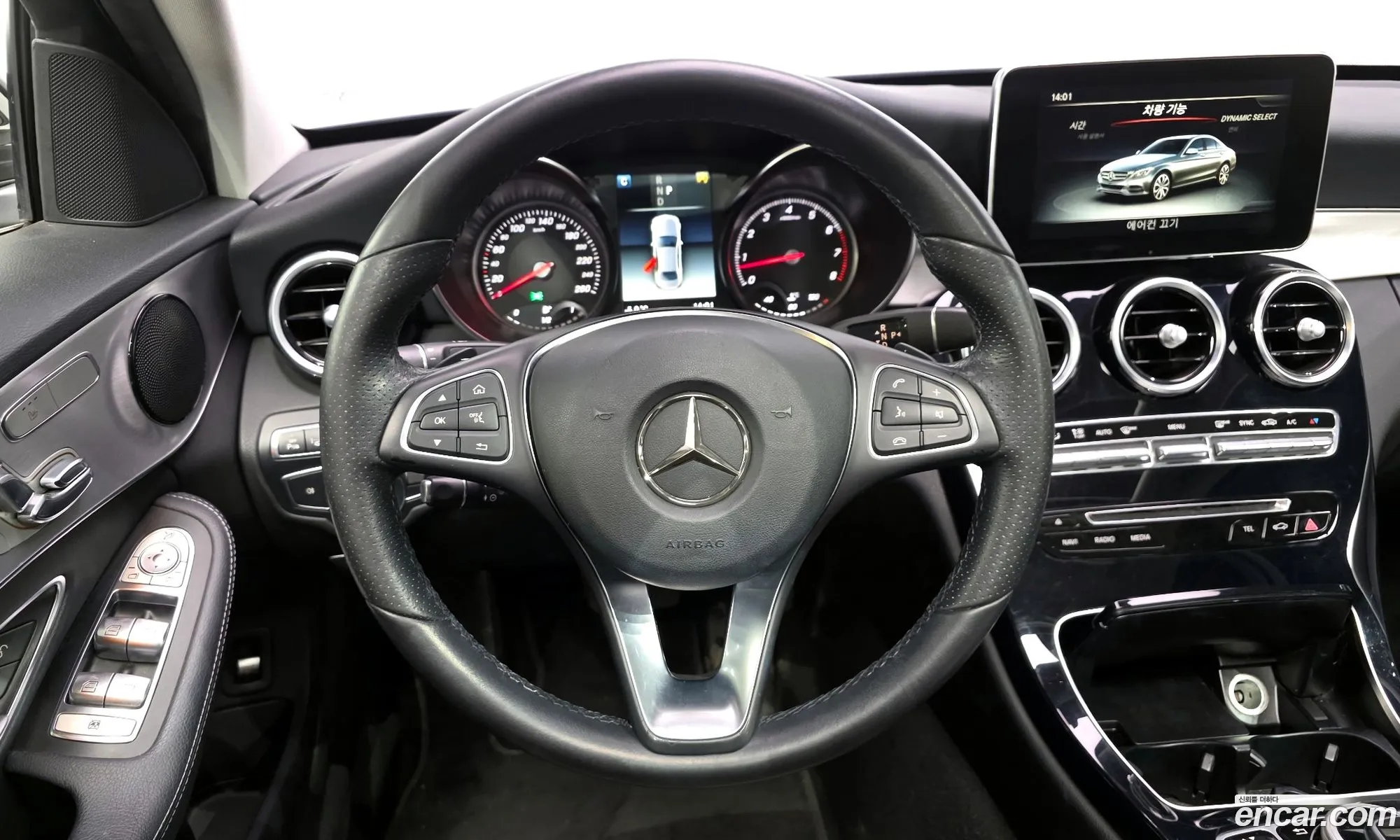Mercedes-Benz C-Class W205 2017 — 18
