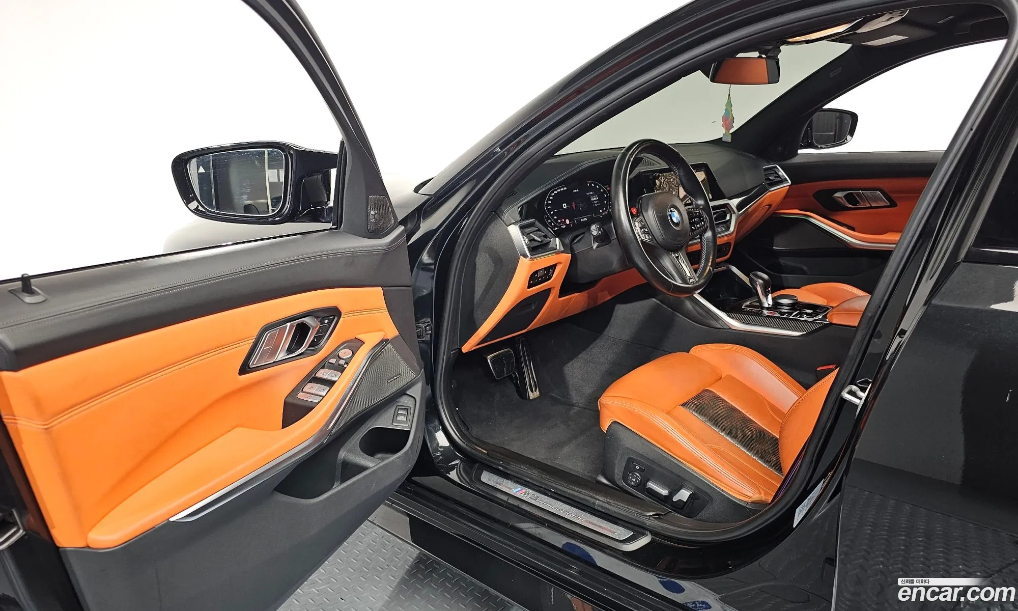 BMW M3 2022 WBS31AY03NFL92523 — 9