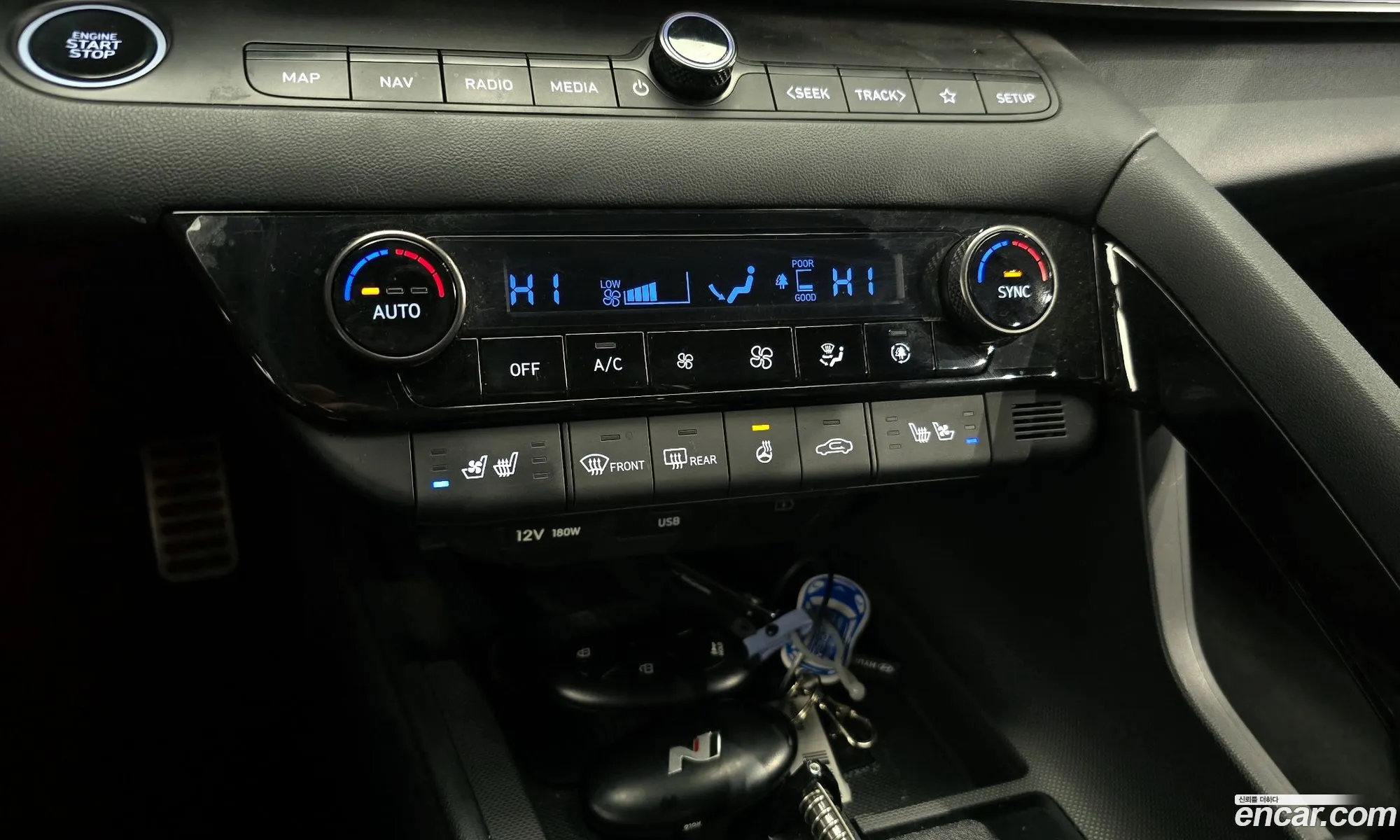 Hyundai Elantra 2024 — 18
