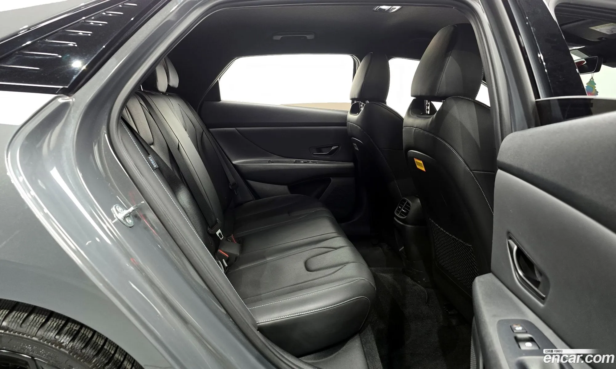 Hyundai Elantra 2024 — 15