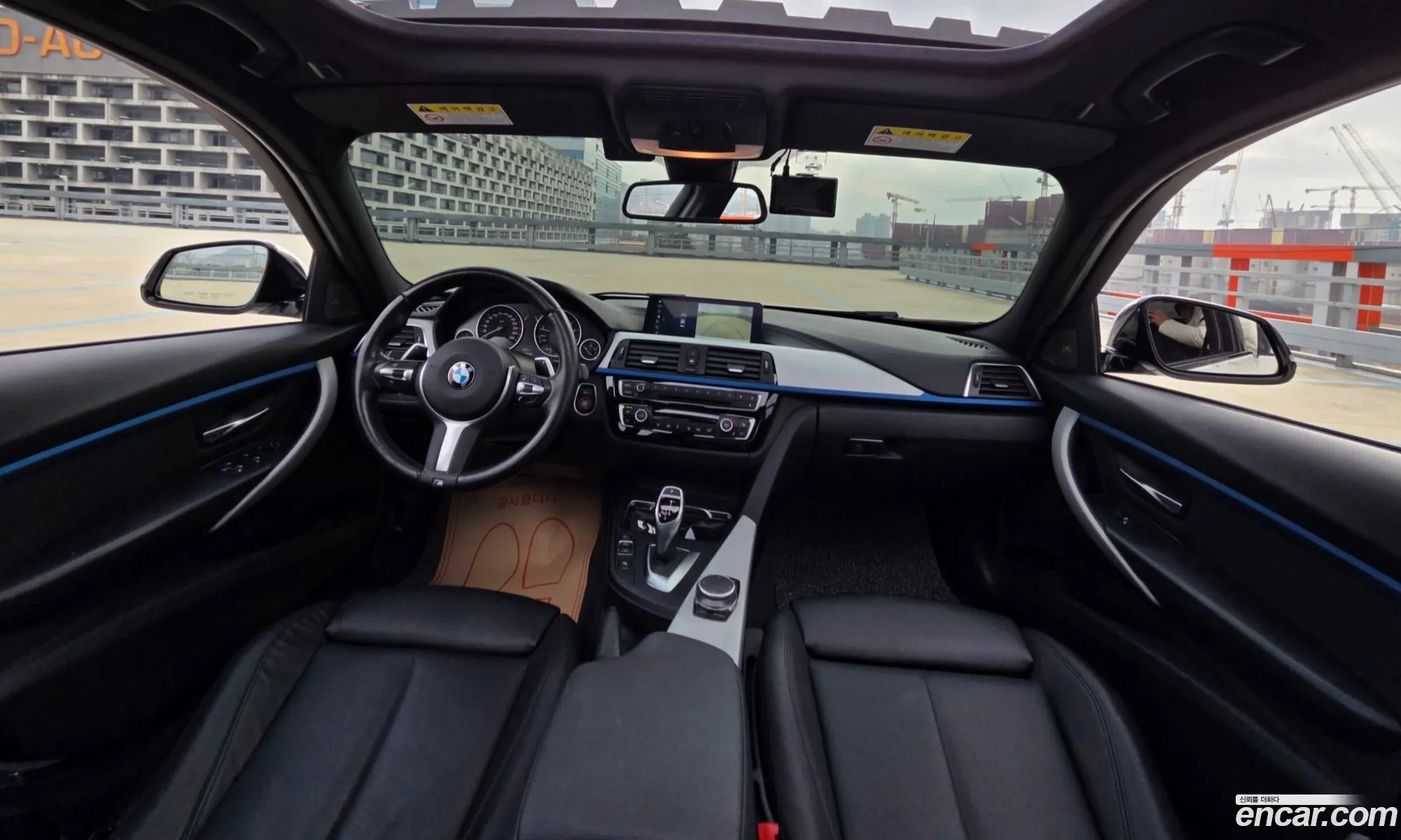 BMW 3 Series 2018 — 18