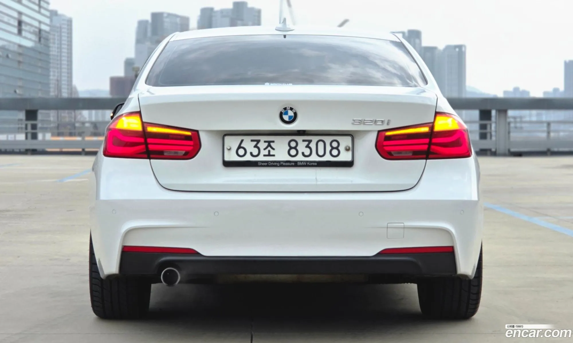 BMW 3 Series 2018 — 19
