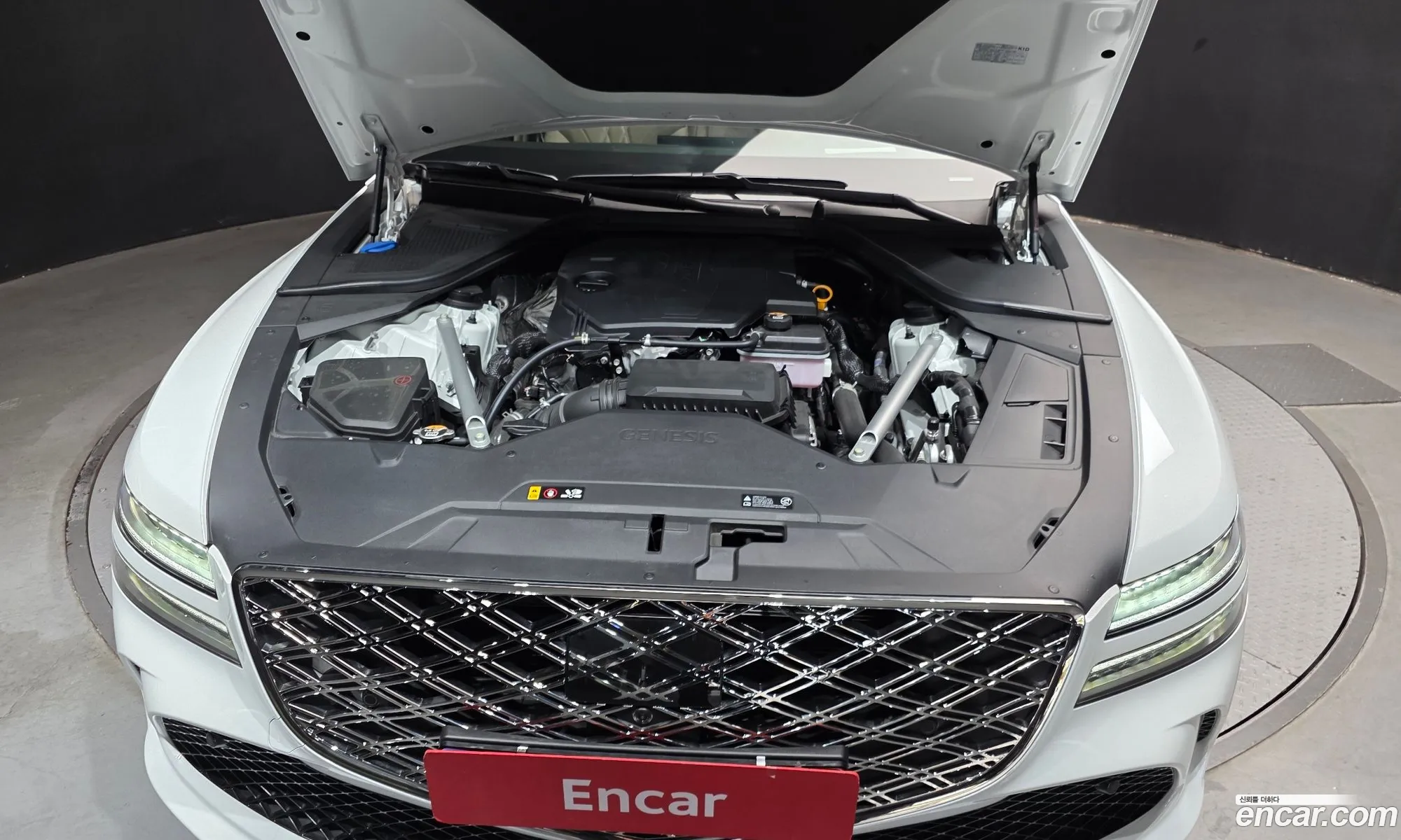 Genesis G80 2024 — 2
