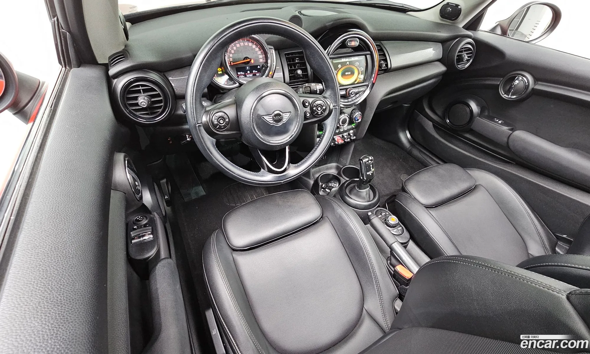 Mini Cooper D 2018 — 19