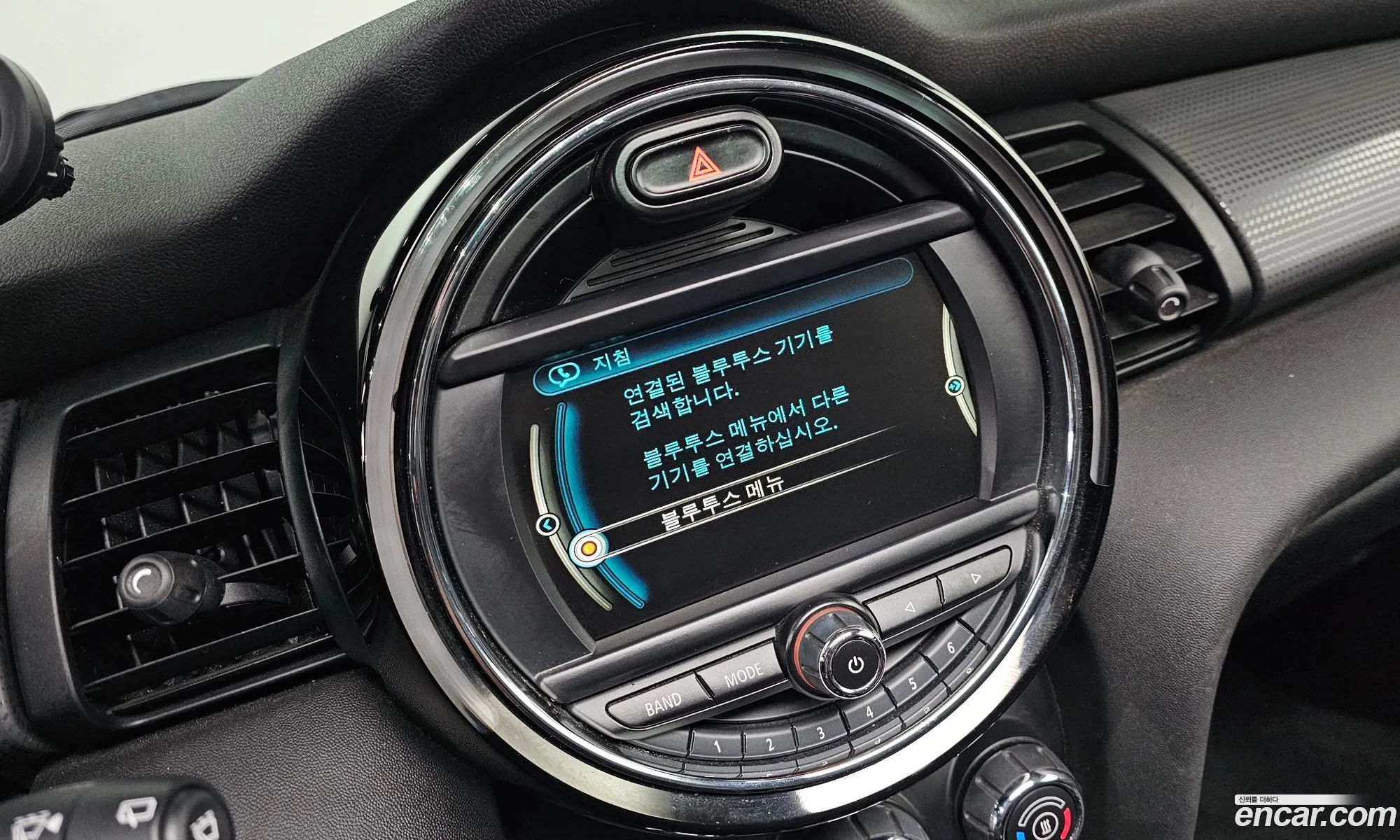 Mini Cooper D 2018 — 16