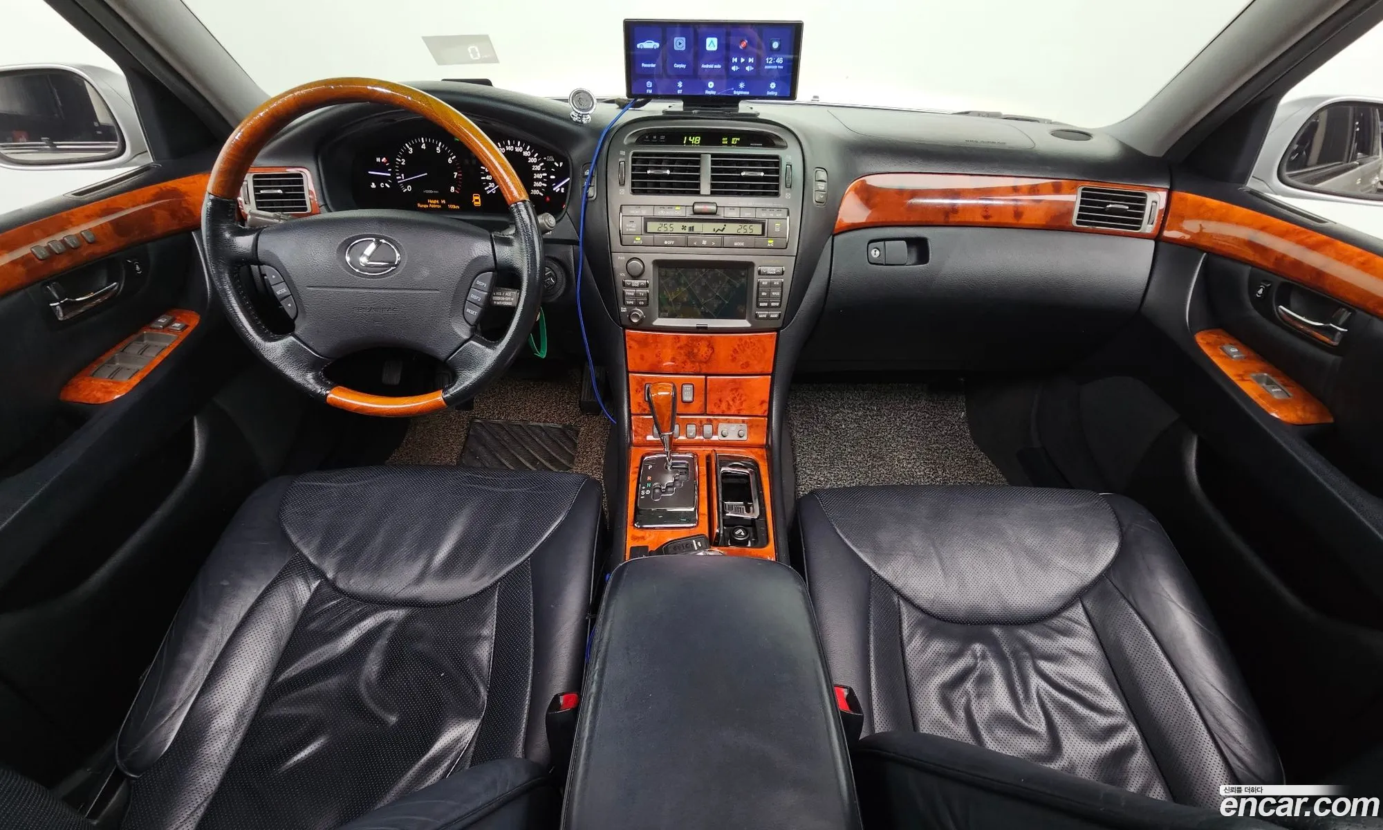 Lexus LS430 2004 JTHBN36F640169886 — 20