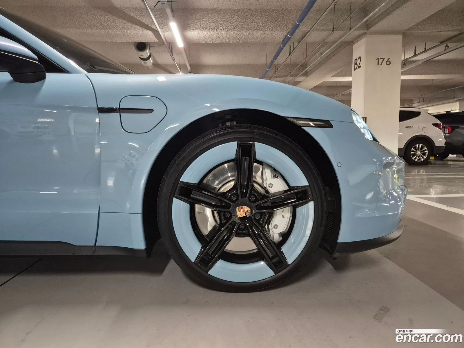 Porsche Taycan 2025 — 6