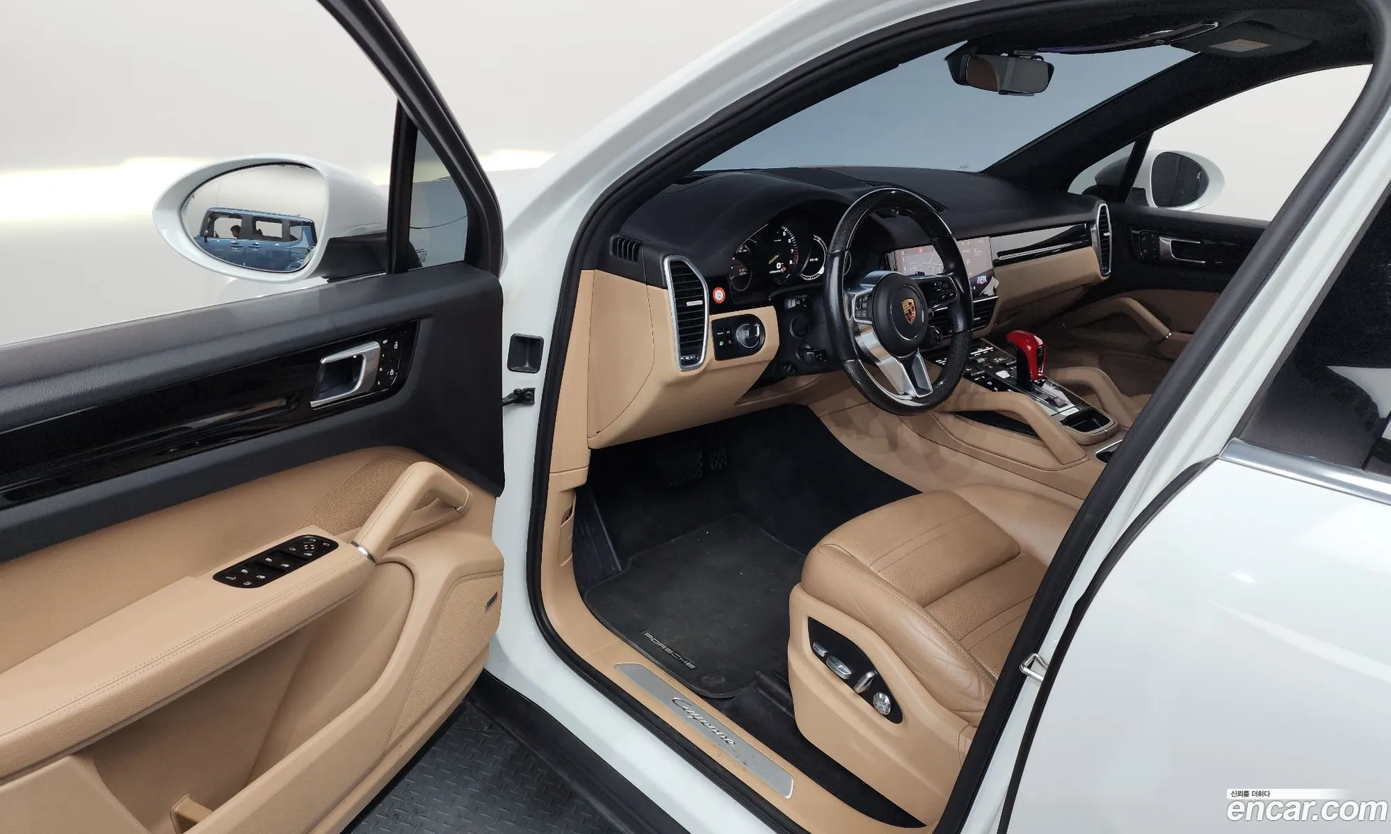 Porsche Cayenne 2020 — 19