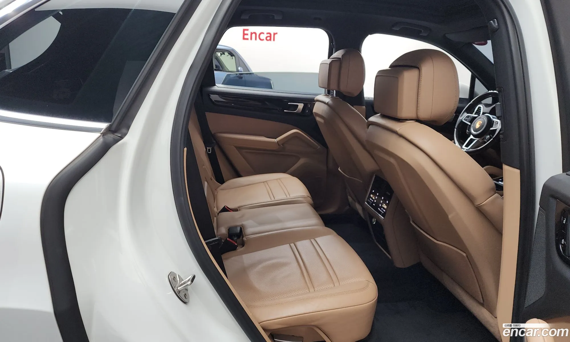Porsche Cayenne 2020 — 15