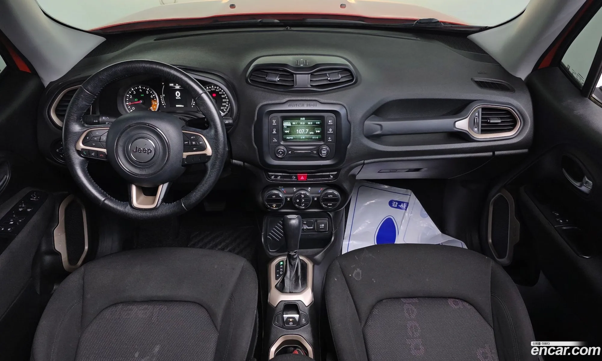 Jeep Renegade 2016 1C4BU0000GPC96174 — 14