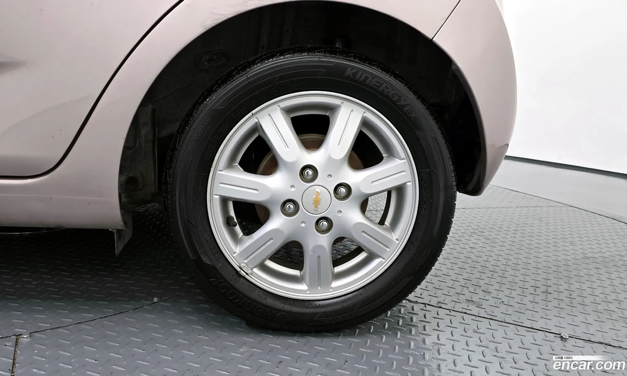 Chevrolet (GM Daewoo) Spark 2011 — 12