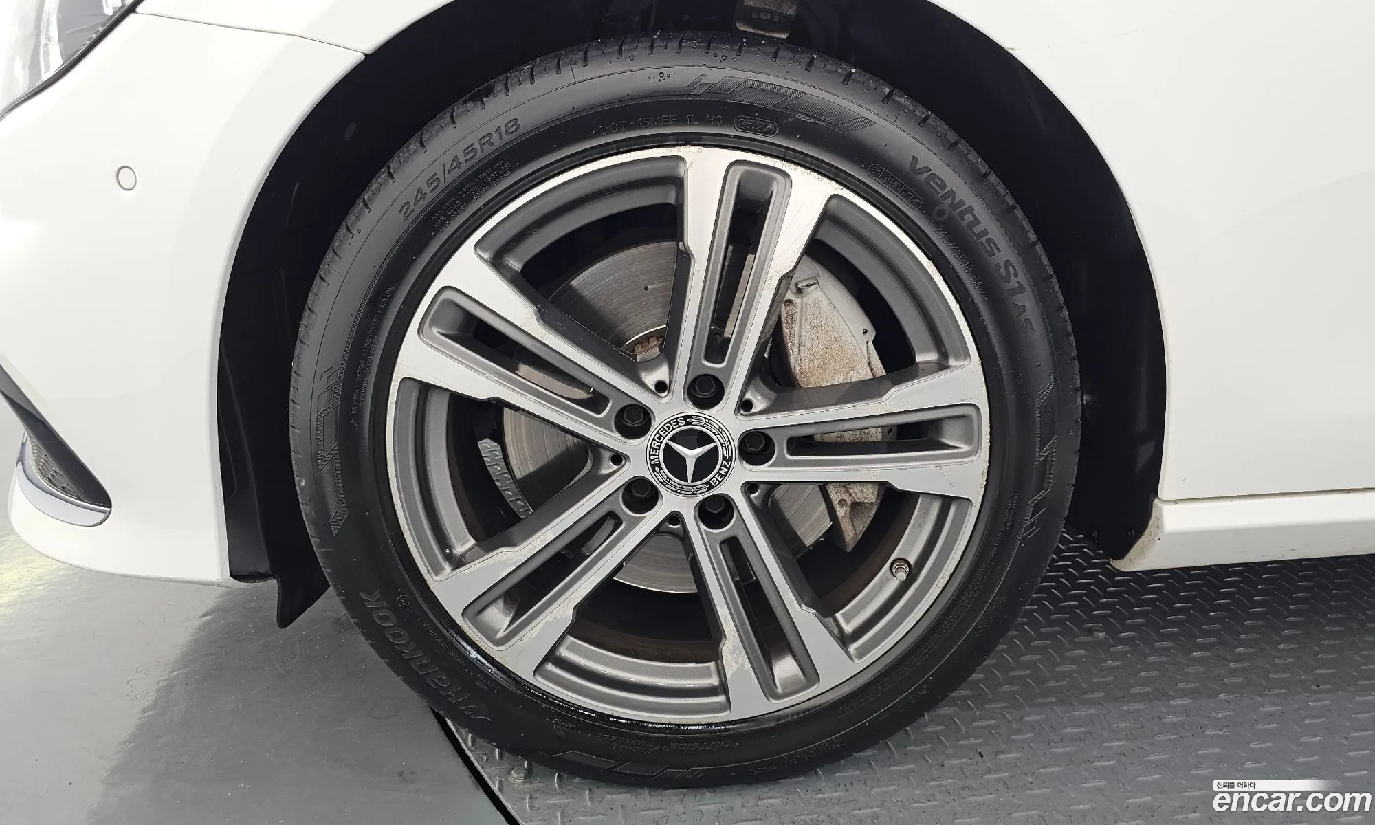 Mercedes-Benz E-Class W213 2022 — 2