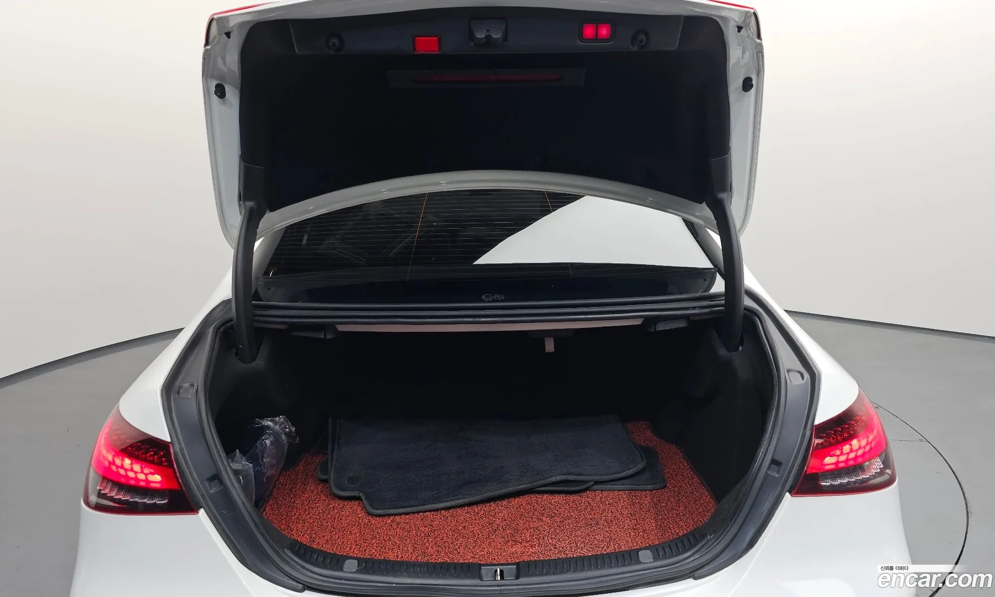 Mercedes-Benz E-Class W213 2022 — 4