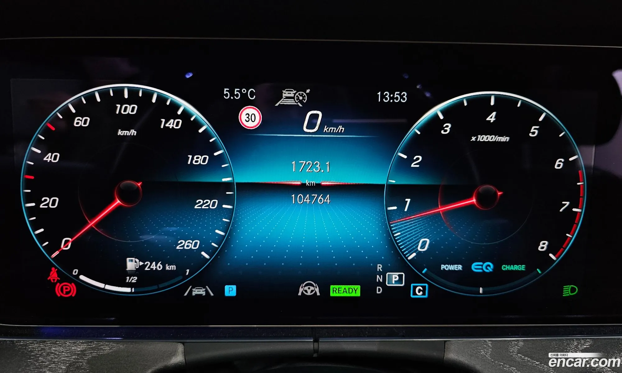 Mercedes-Benz E-Class W213 2022 — 16
