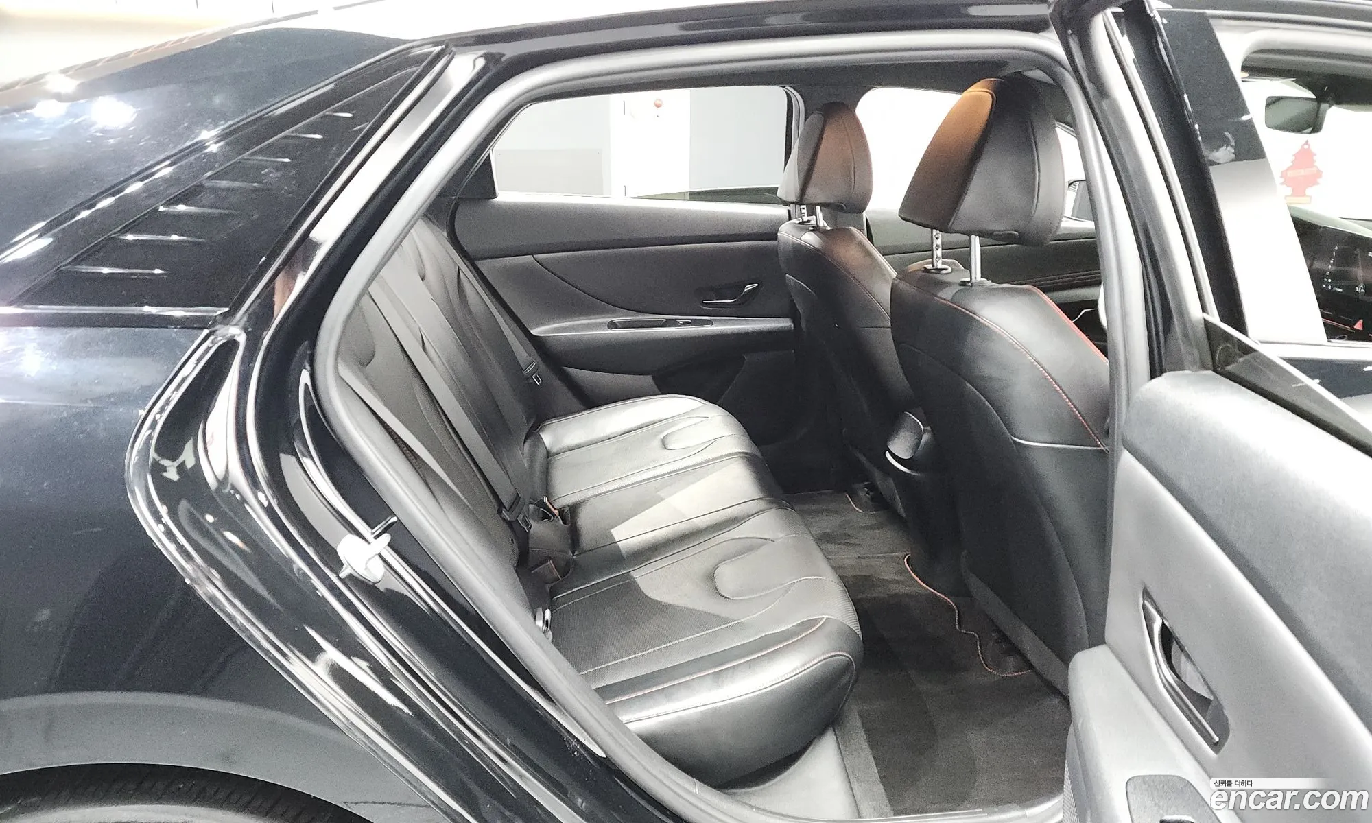 Hyundai Elantra 2021 — 11