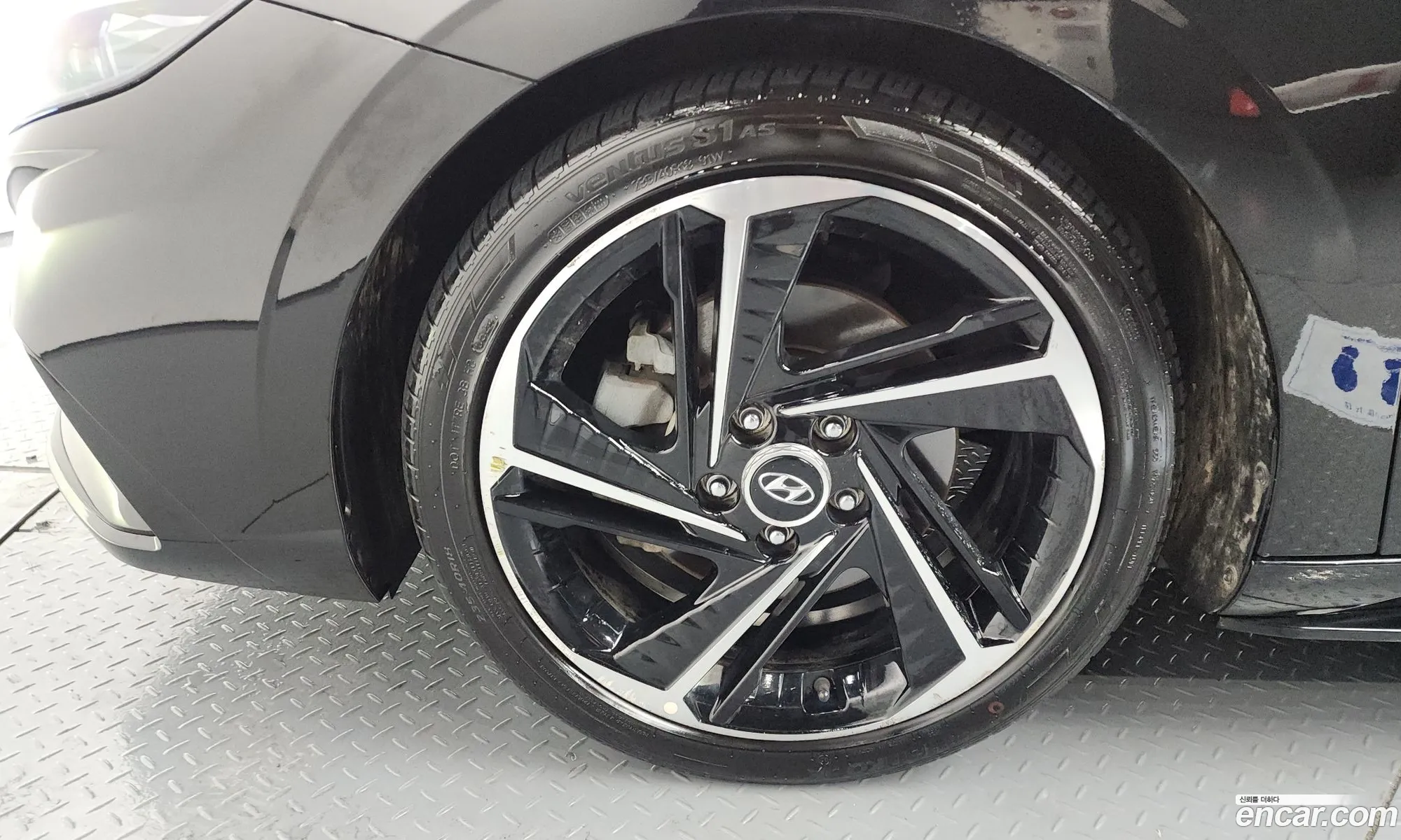 Hyundai Elantra 2021 — 8