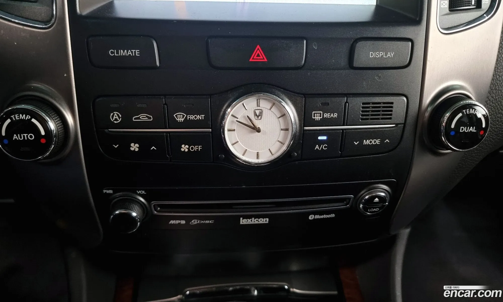 Hyundai Equus 2009 — 8