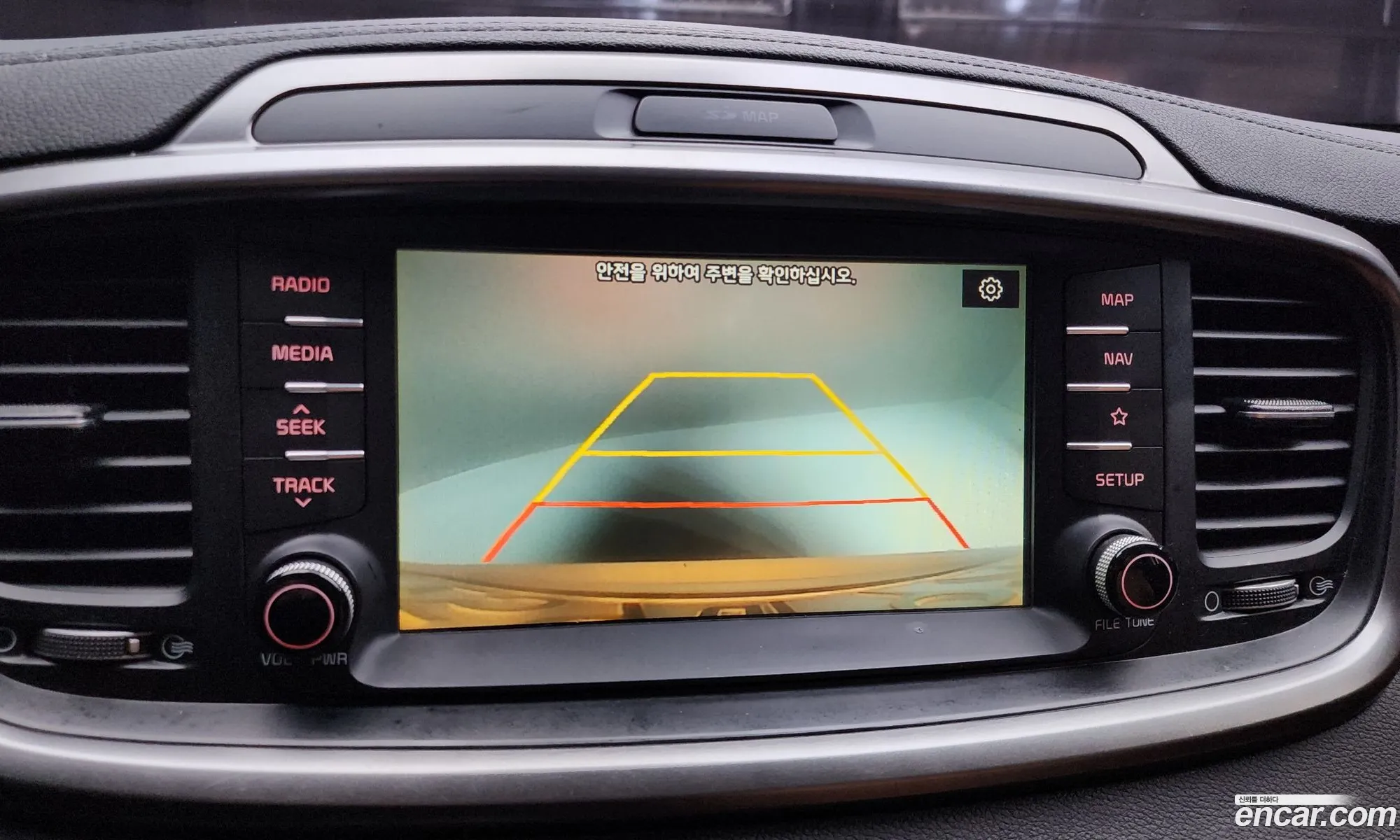 Kia Sorento 2019 KNAPH81BBLA566765 — 14