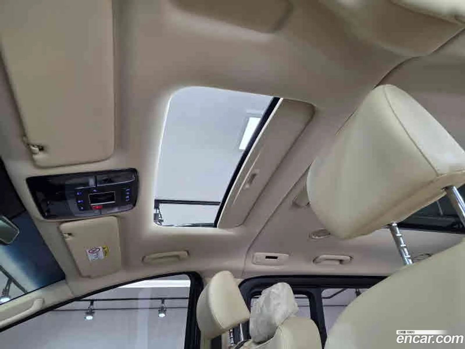 Hyundai Staria 2024 — 5