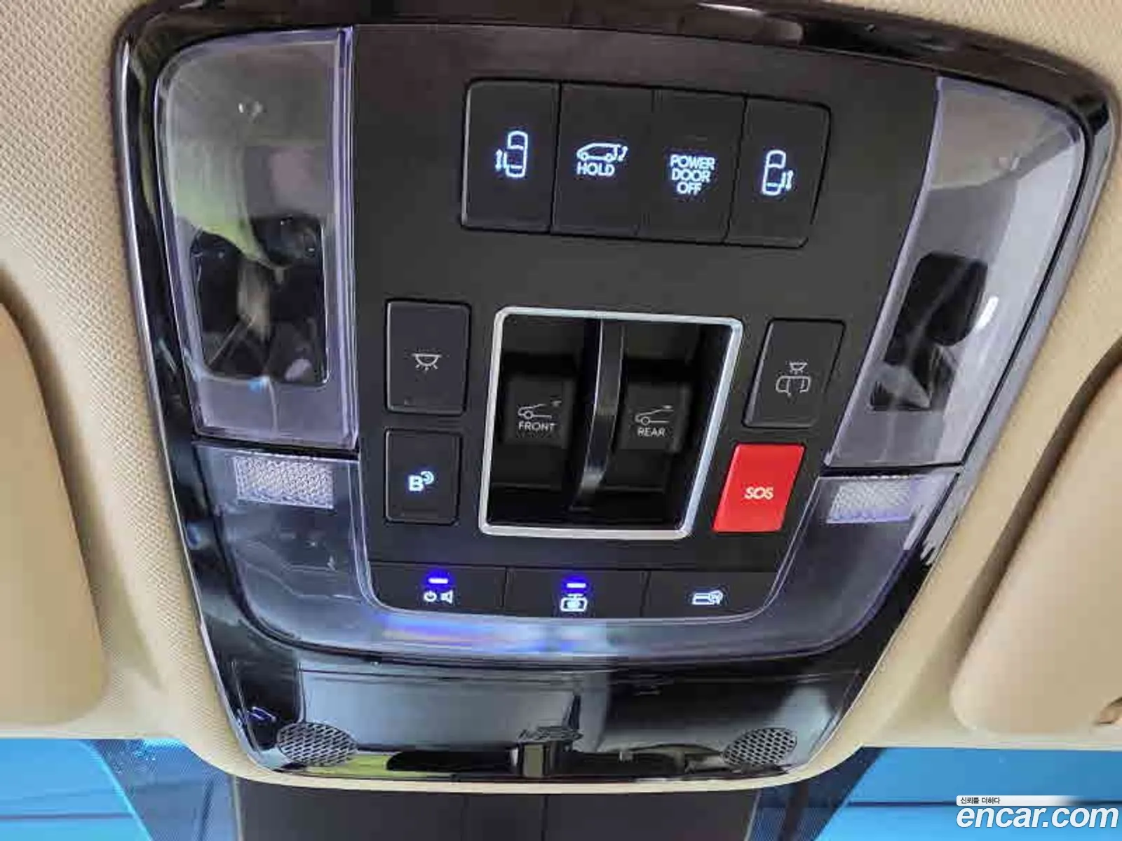 Hyundai Staria 2024 — 3