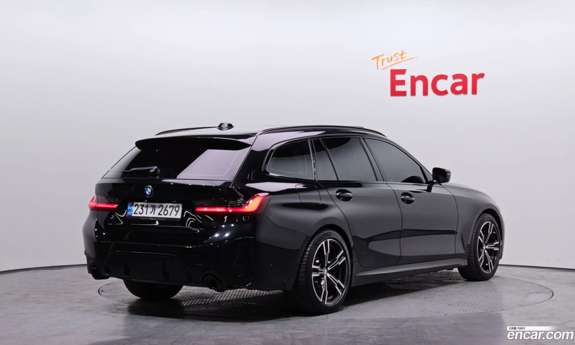BMW 3 Series 2024 WBA31FY00RFS36088 — 12
