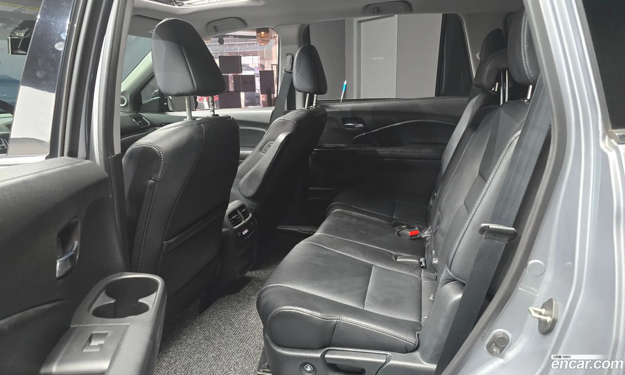 Honda Pilot 2017 5FNYF6850HB201171 — 20