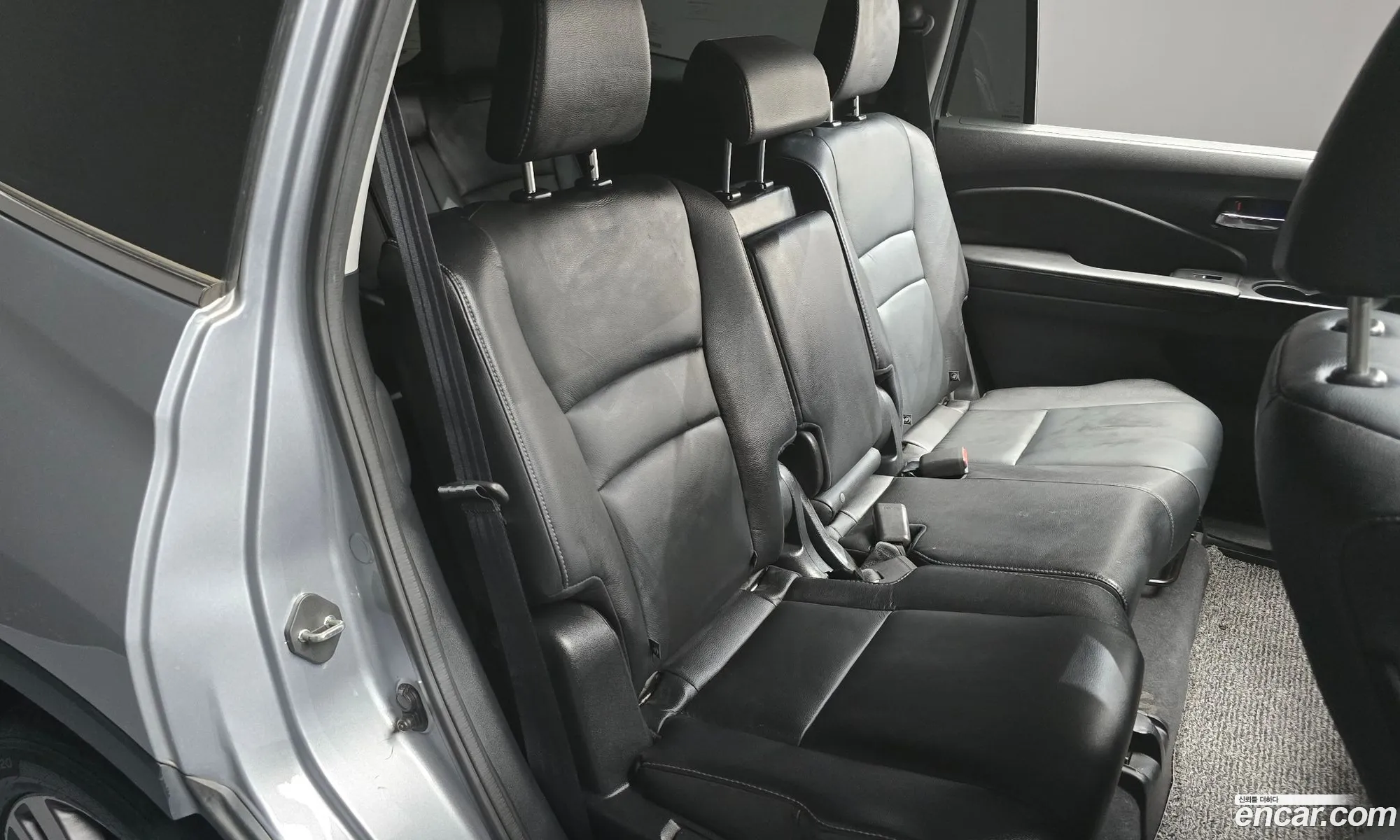 Honda Pilot 2017 5FNYF6850HB201171 — 19