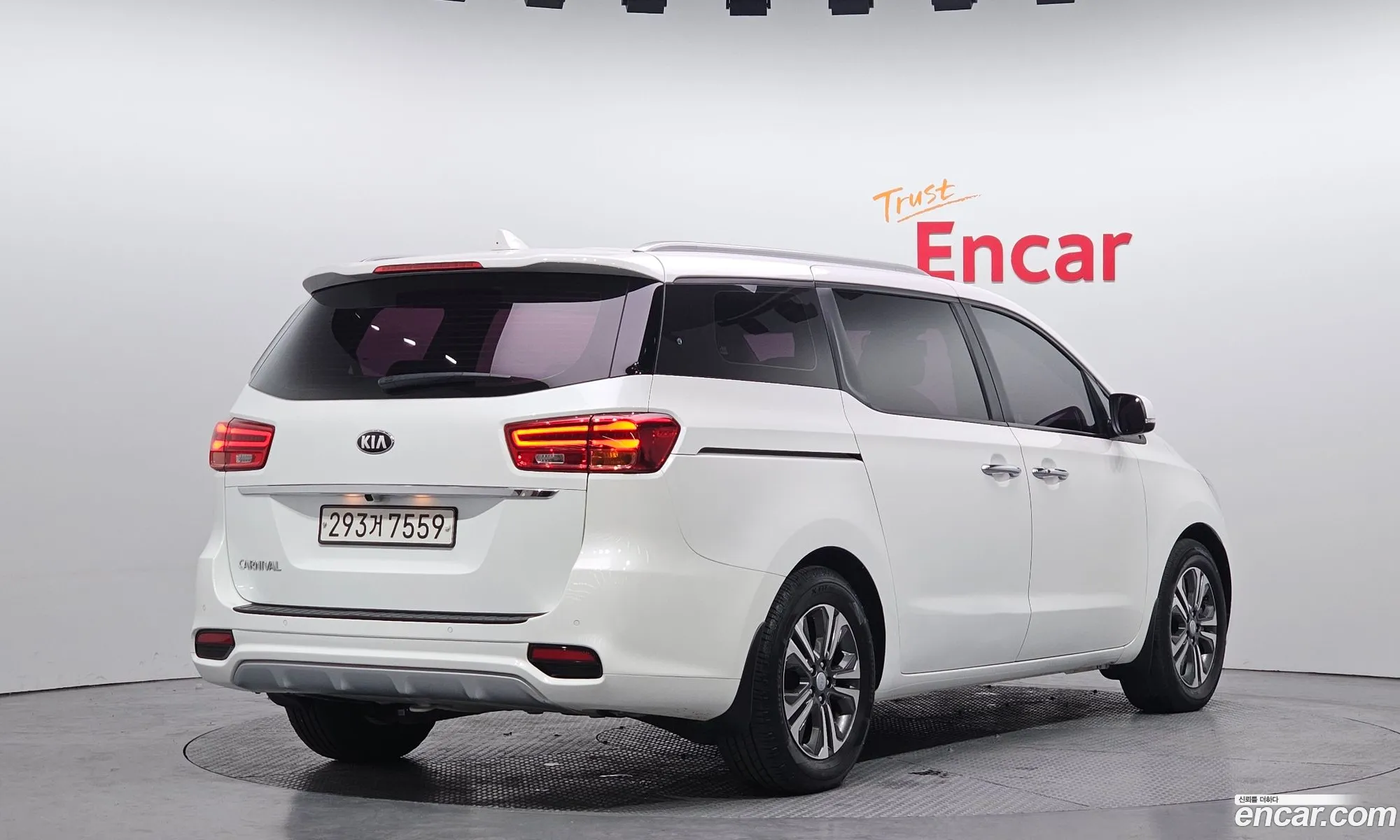 Kia Carnival 2018 — 6