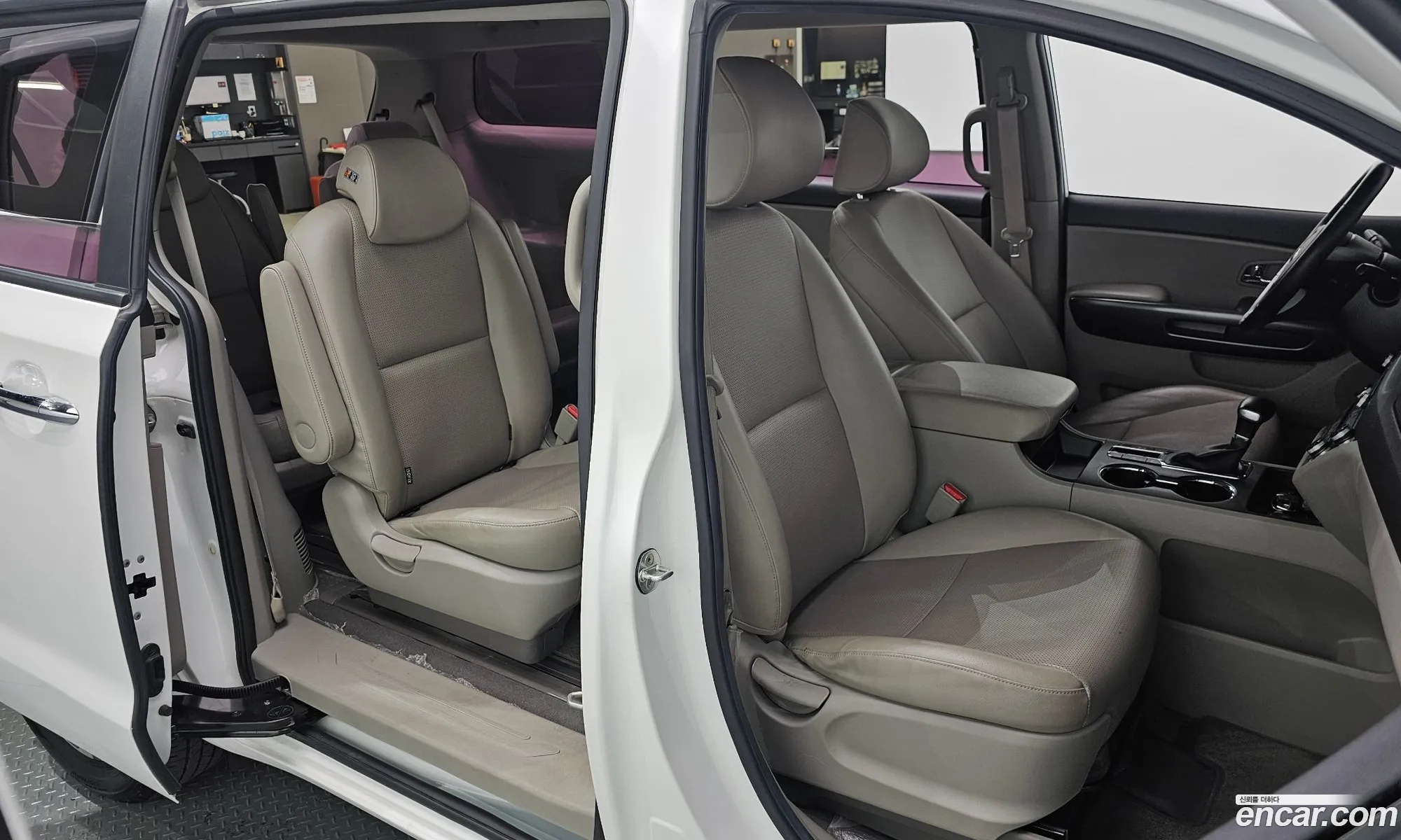 Kia Carnival 2018 — 10