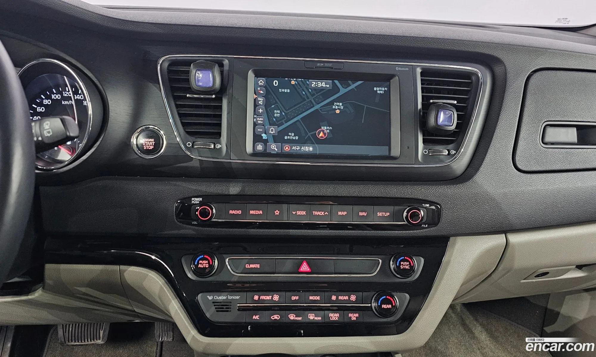 Kia Carnival 2018 — 8