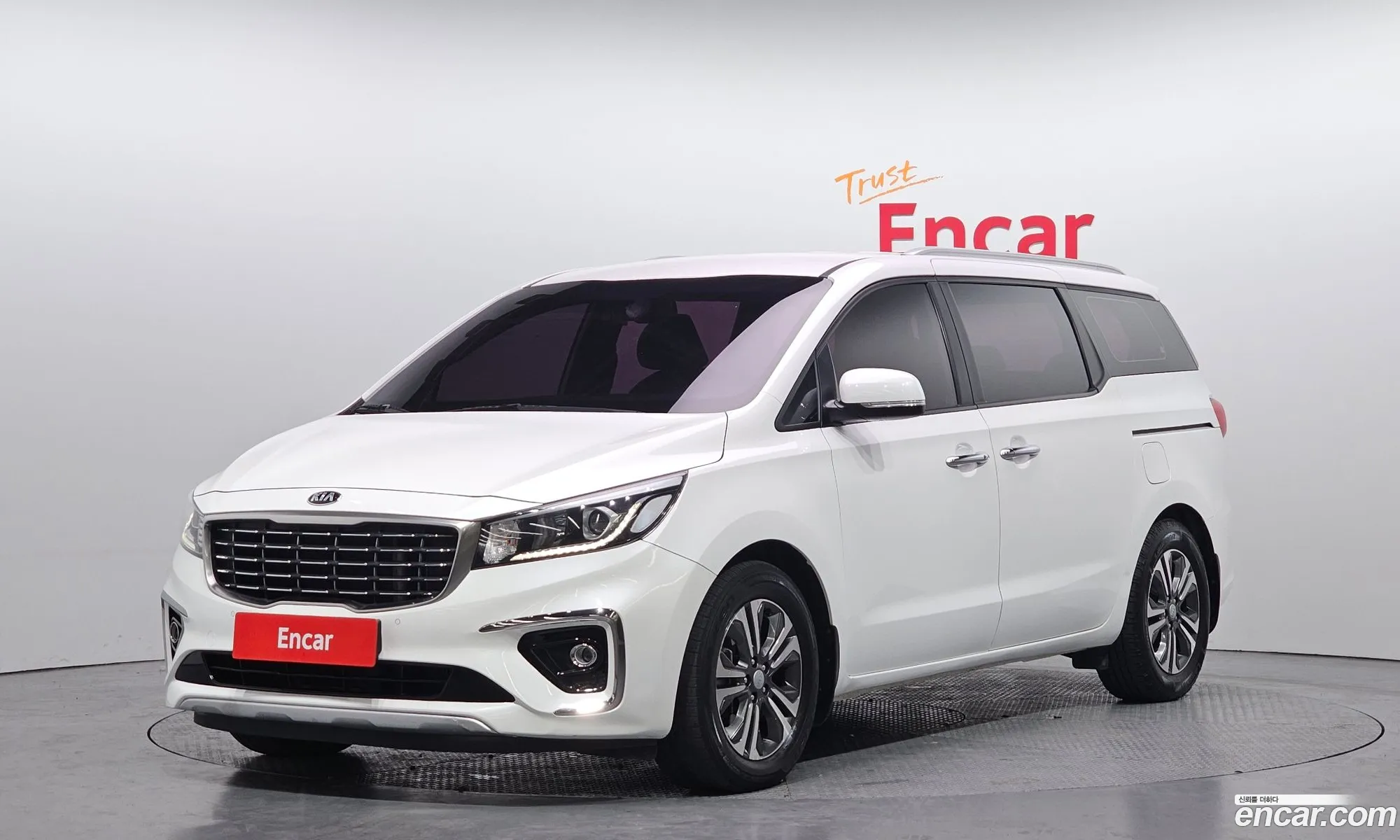 Kia Carnival 2018 — 9