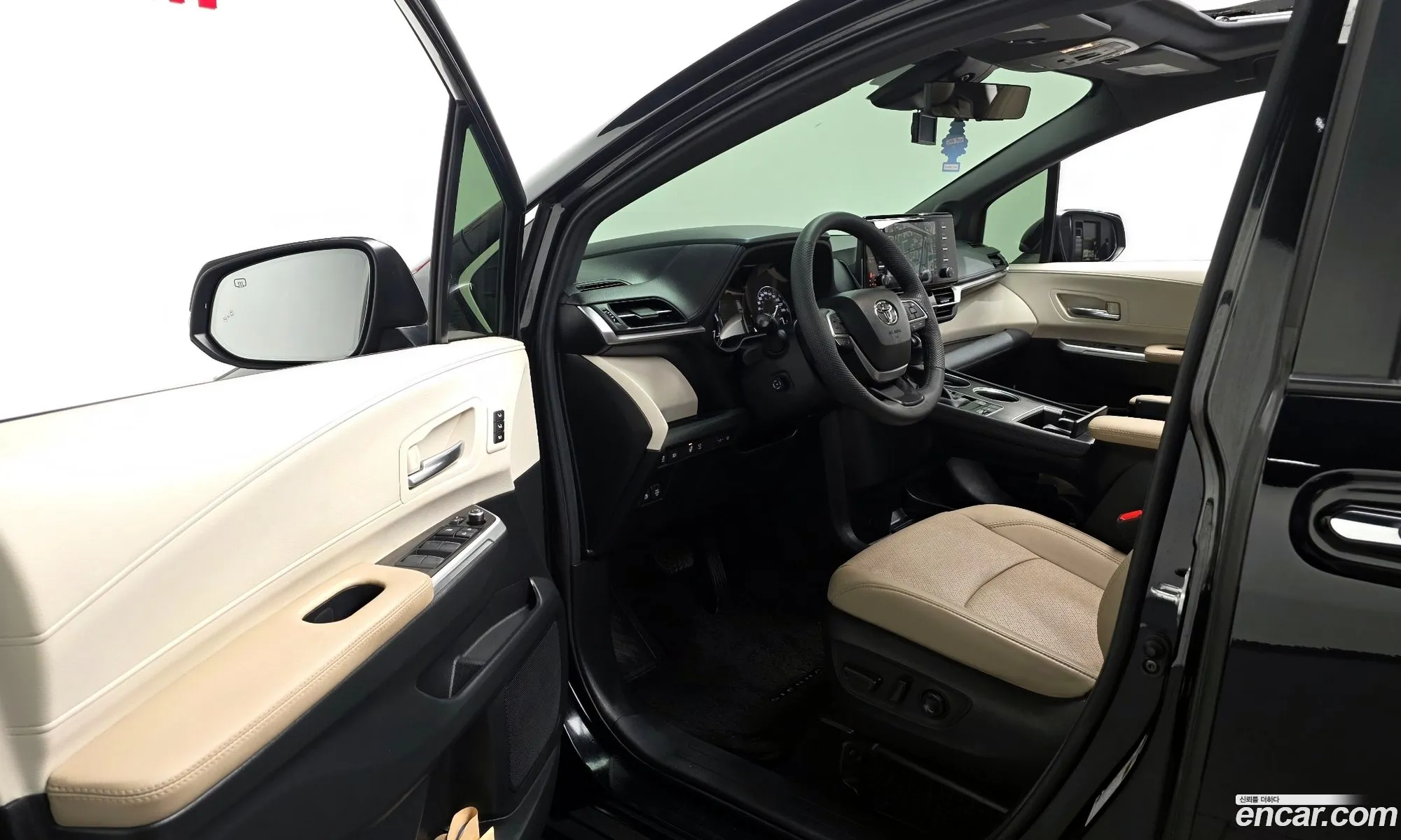 Toyota Sienna 2024 — 12