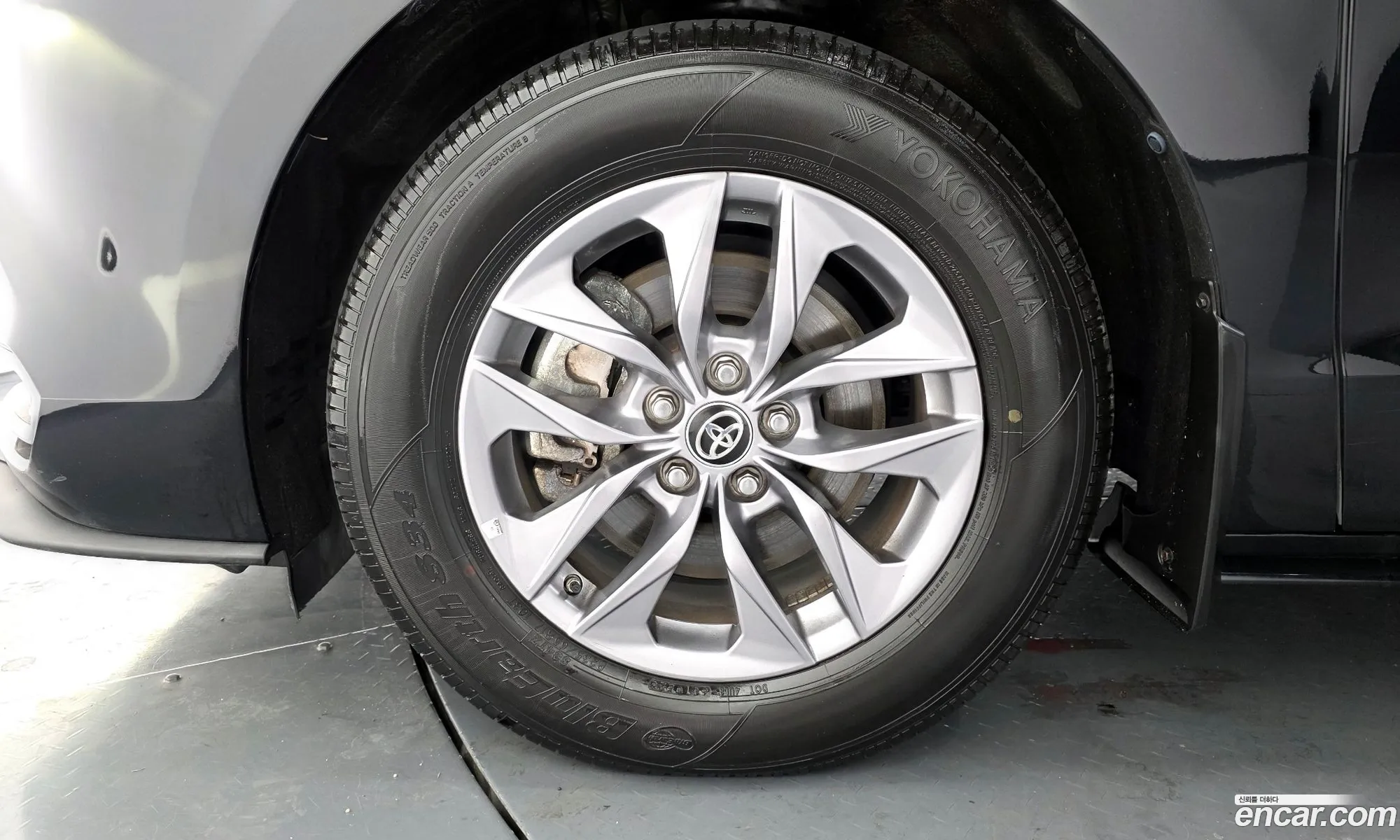 Toyota Sienna 2024 — 6
