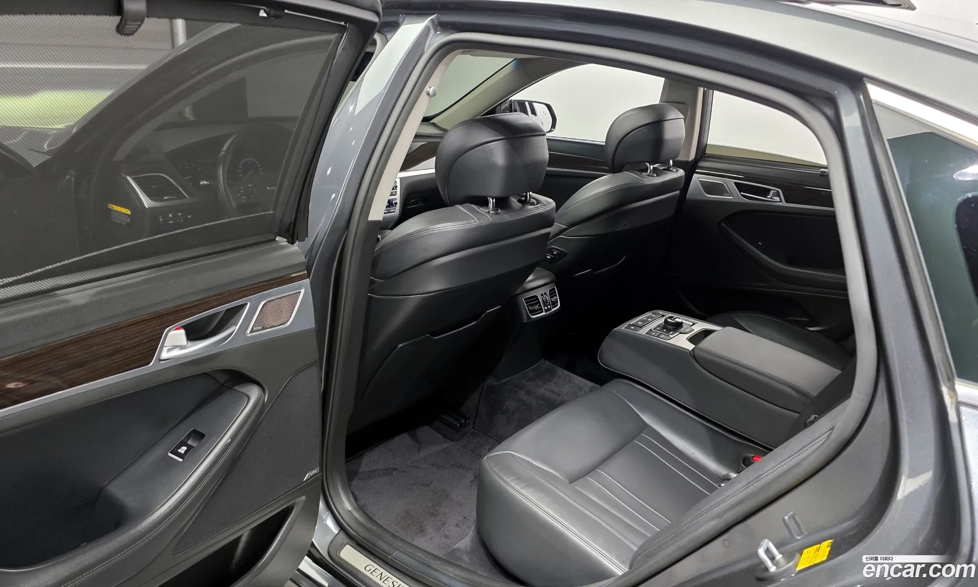 Genesis G80 2018 — 9
