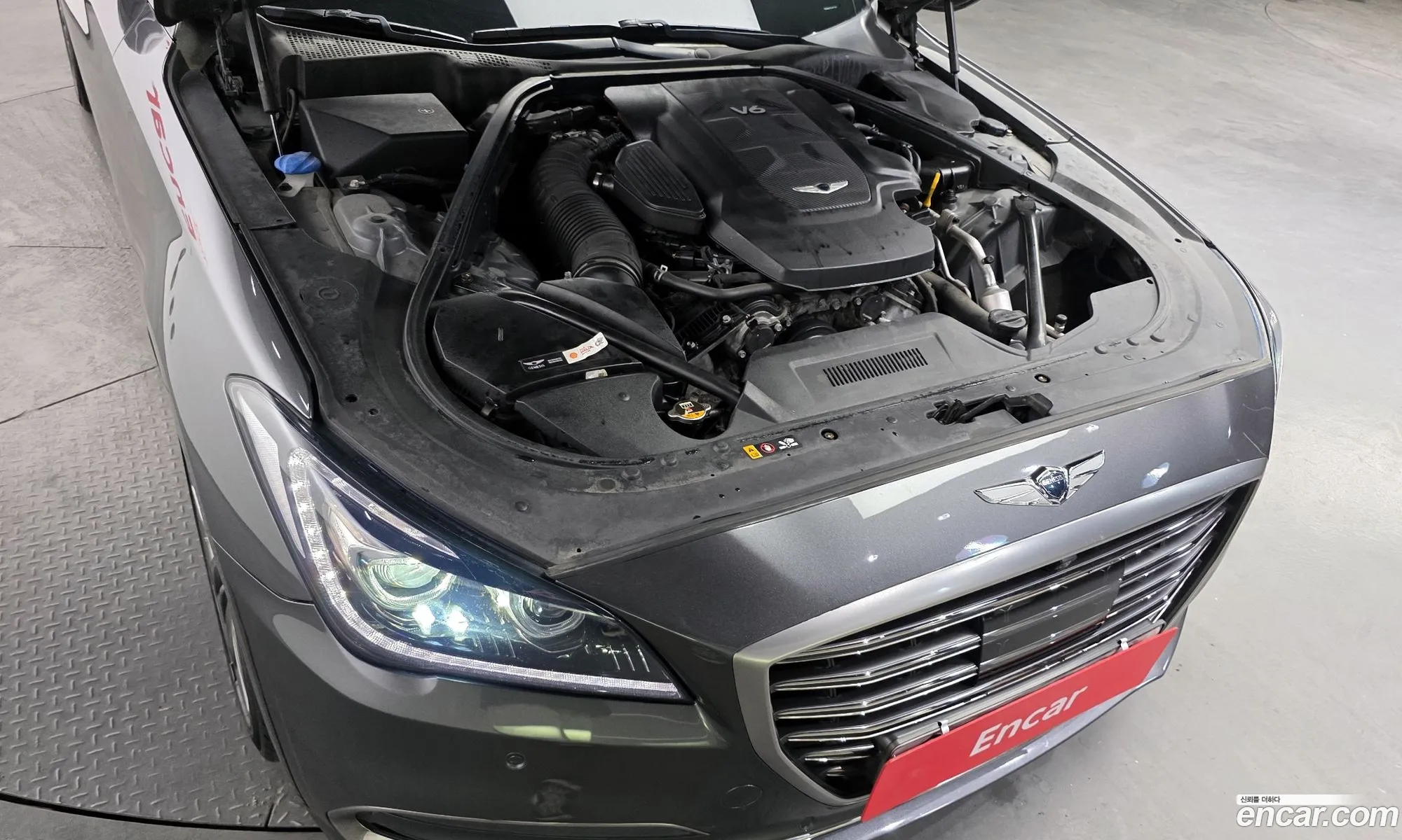 Genesis G80 2018 — 19