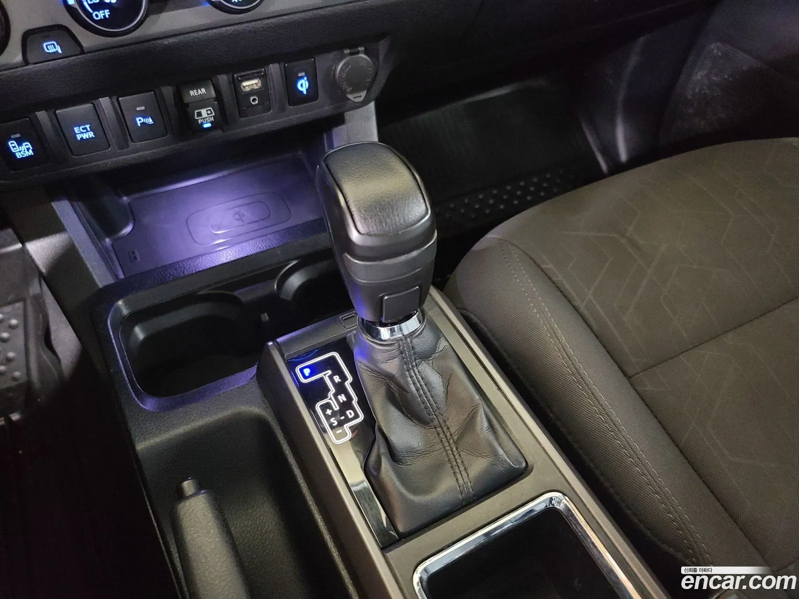 Toyota Tacoma 2018 — 19