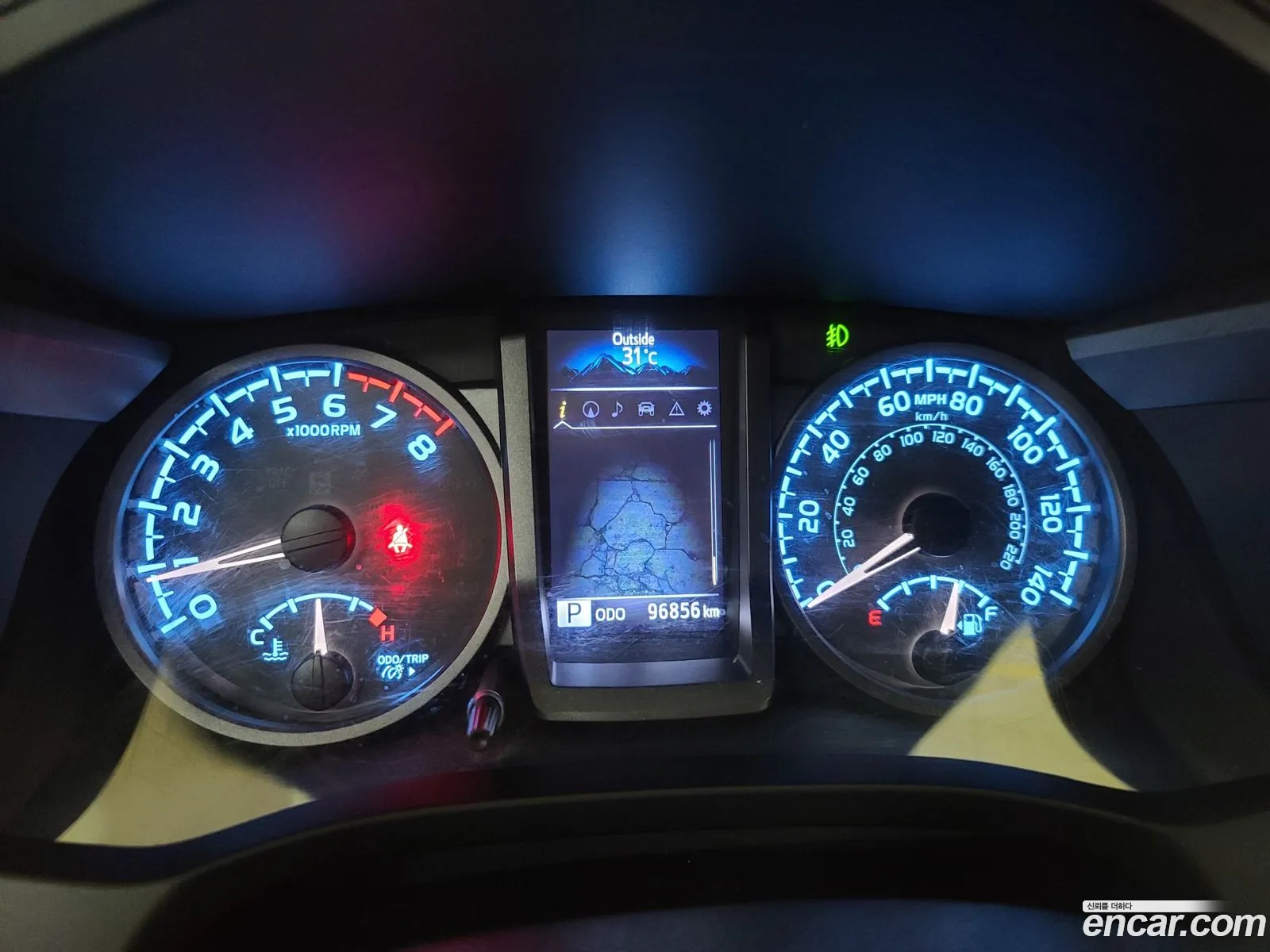 Toyota Tacoma 2018 — 7