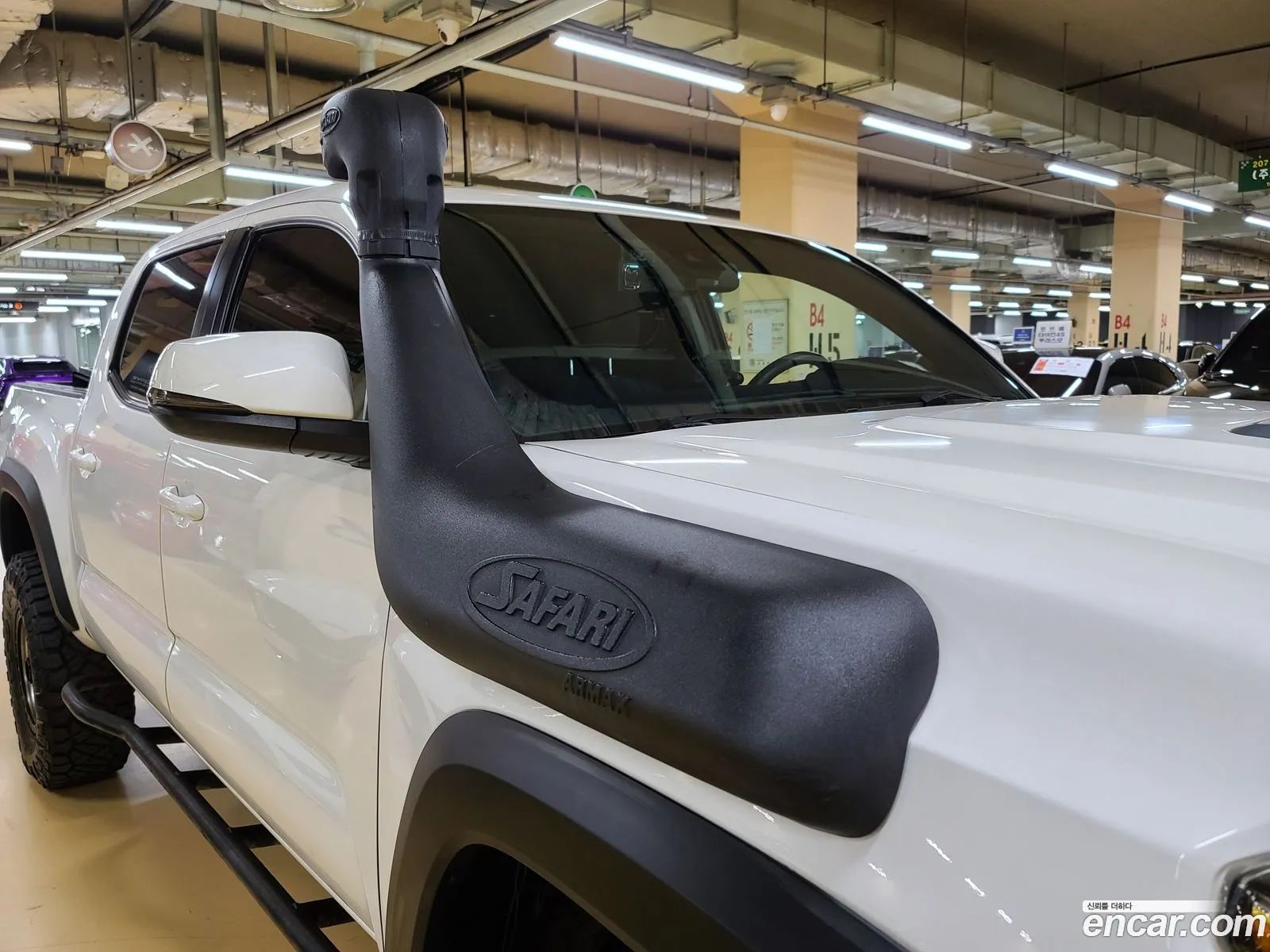 Toyota Tacoma 2018 — 20